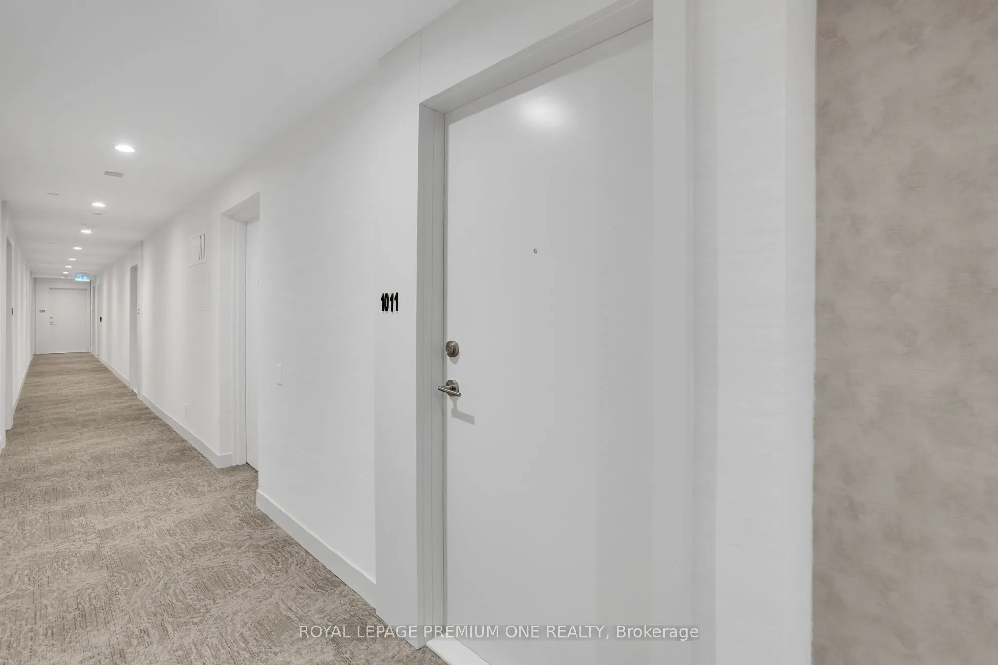 225 Veterans Drive, #1011