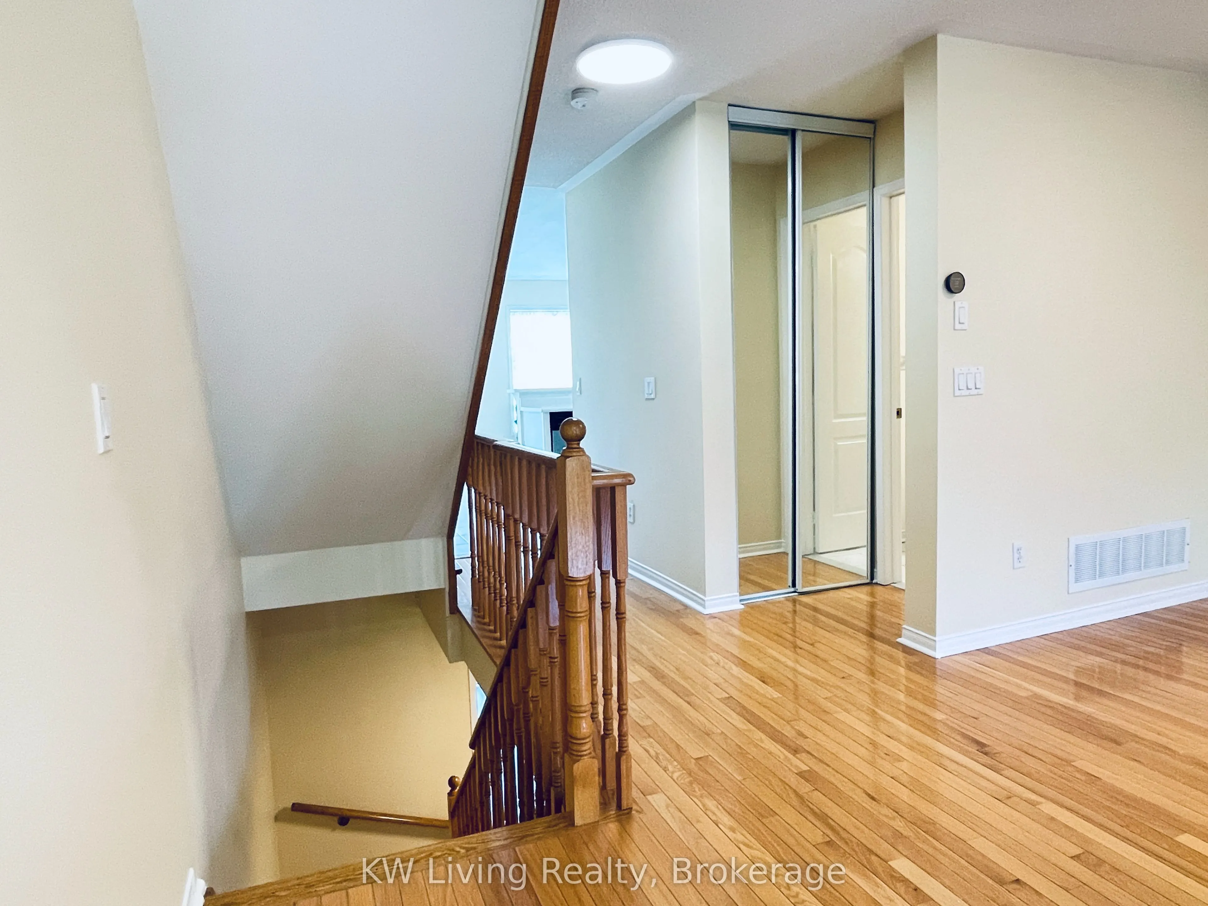 5055 Heatherleigh Avenue, #6