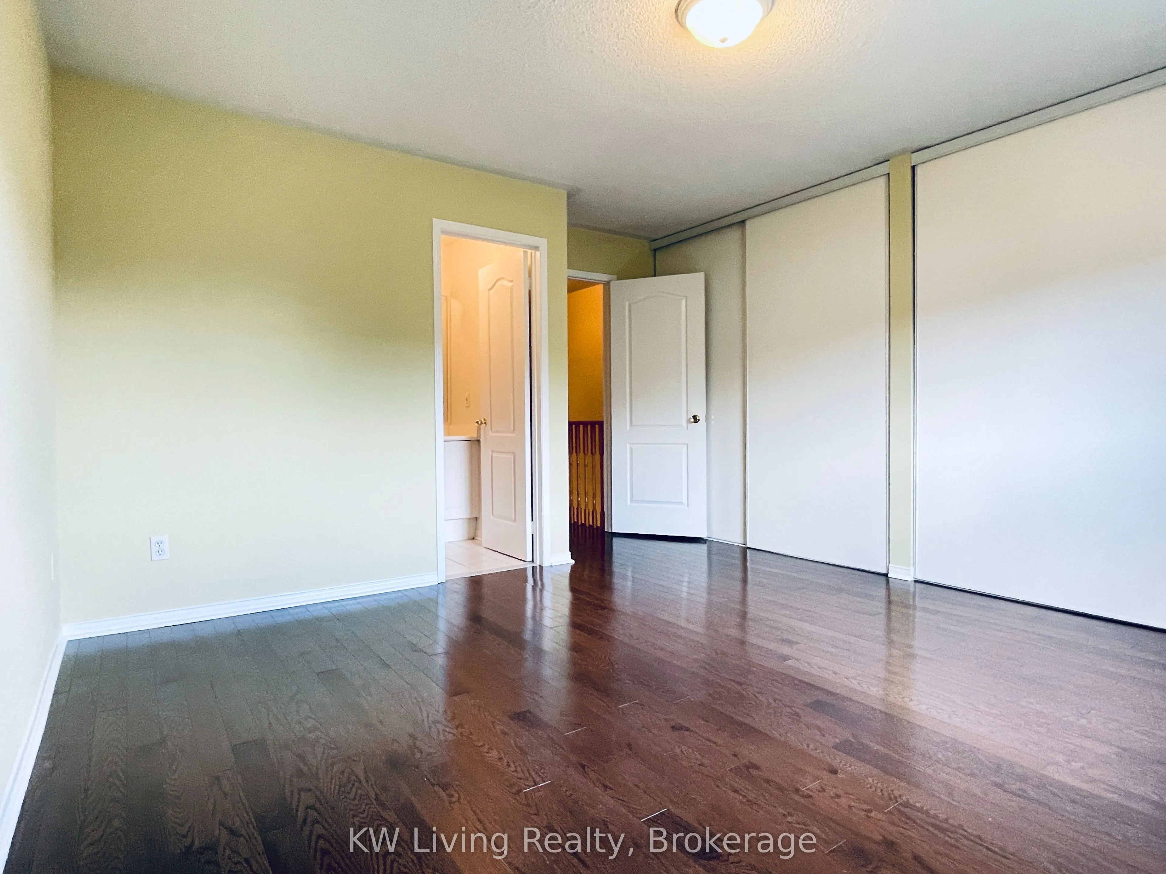 5055 Heatherleigh Avenue, #6