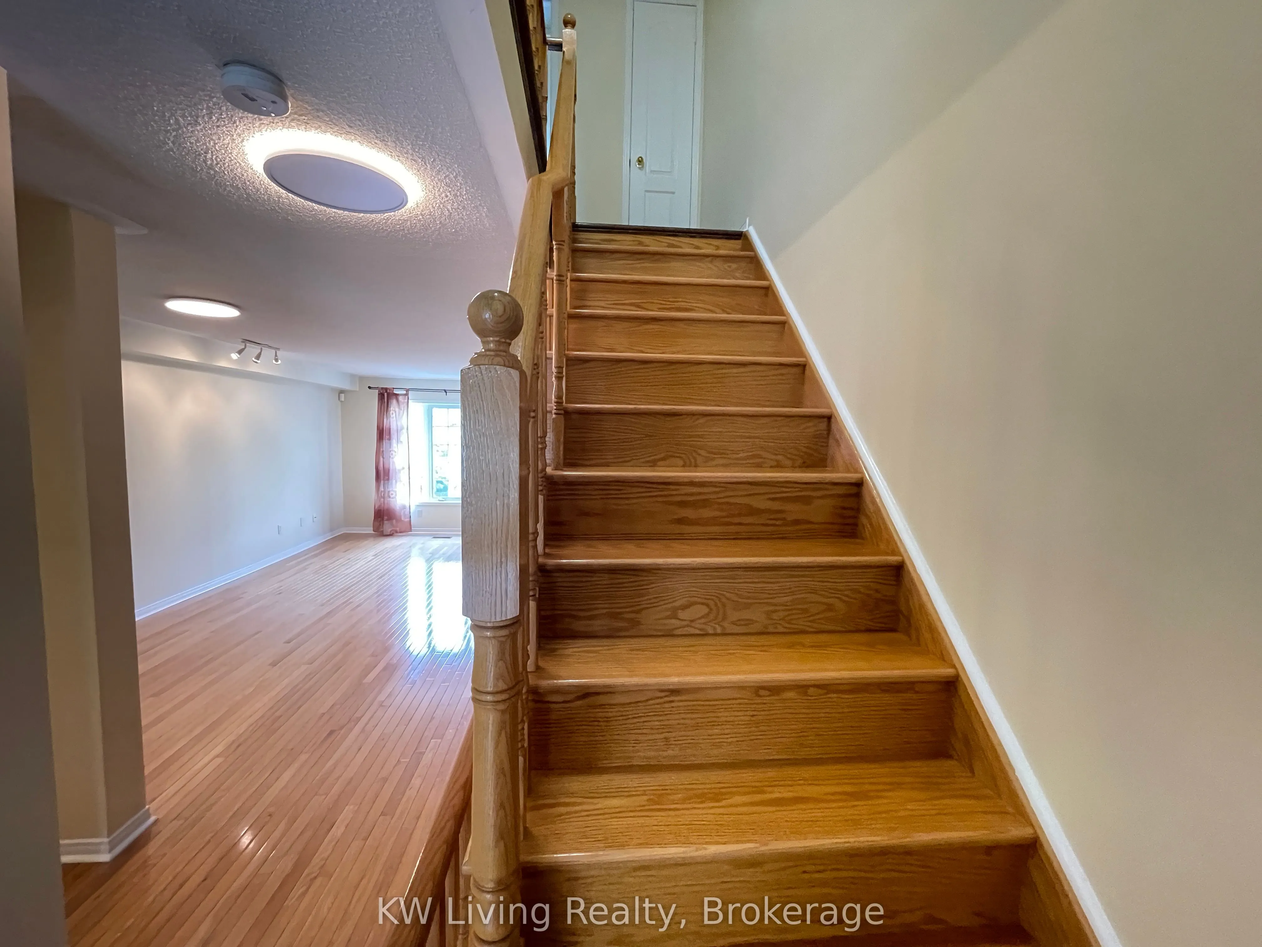 5055 Heatherleigh Avenue, #6