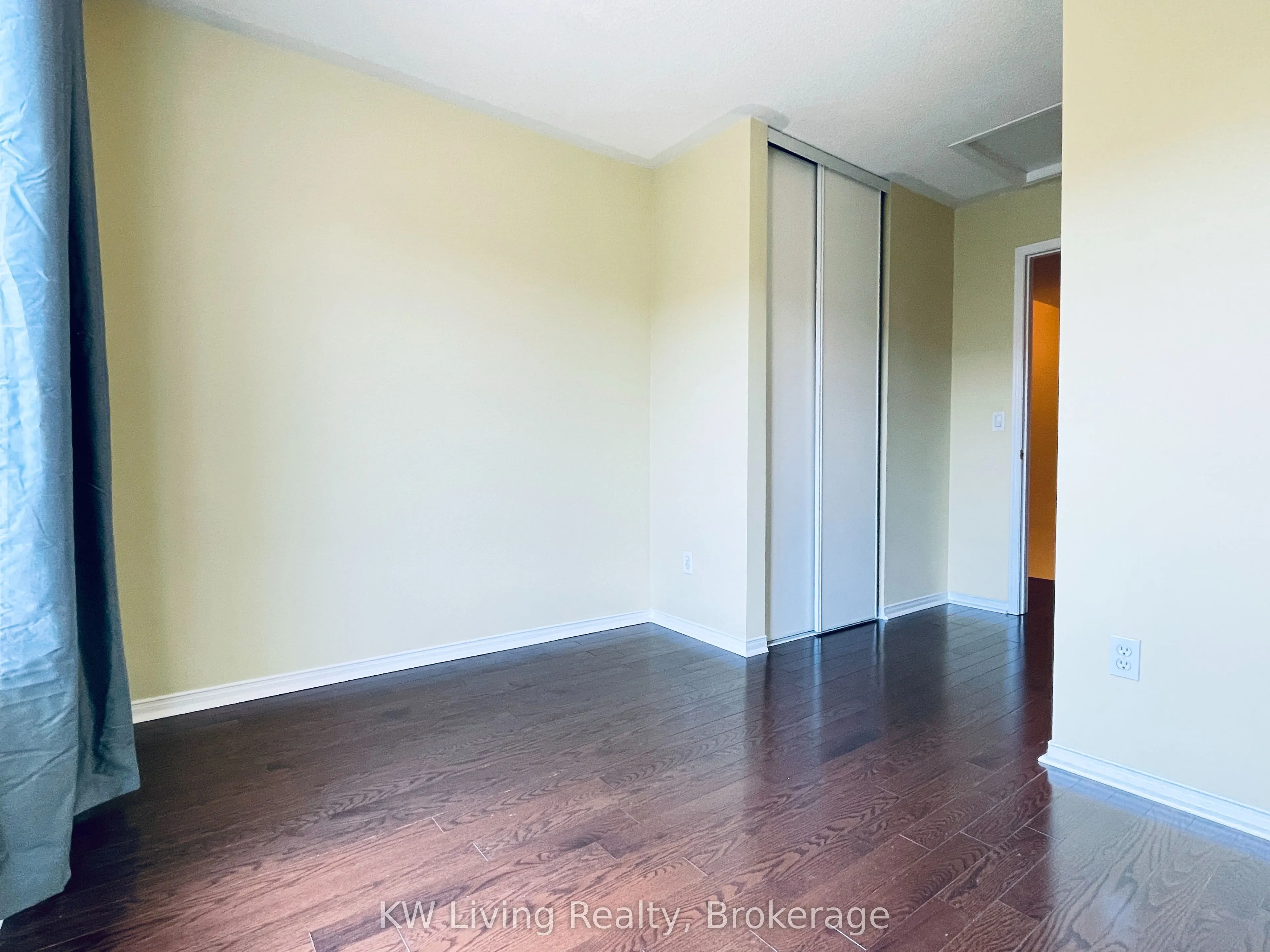 5055 Heatherleigh Avenue, #6