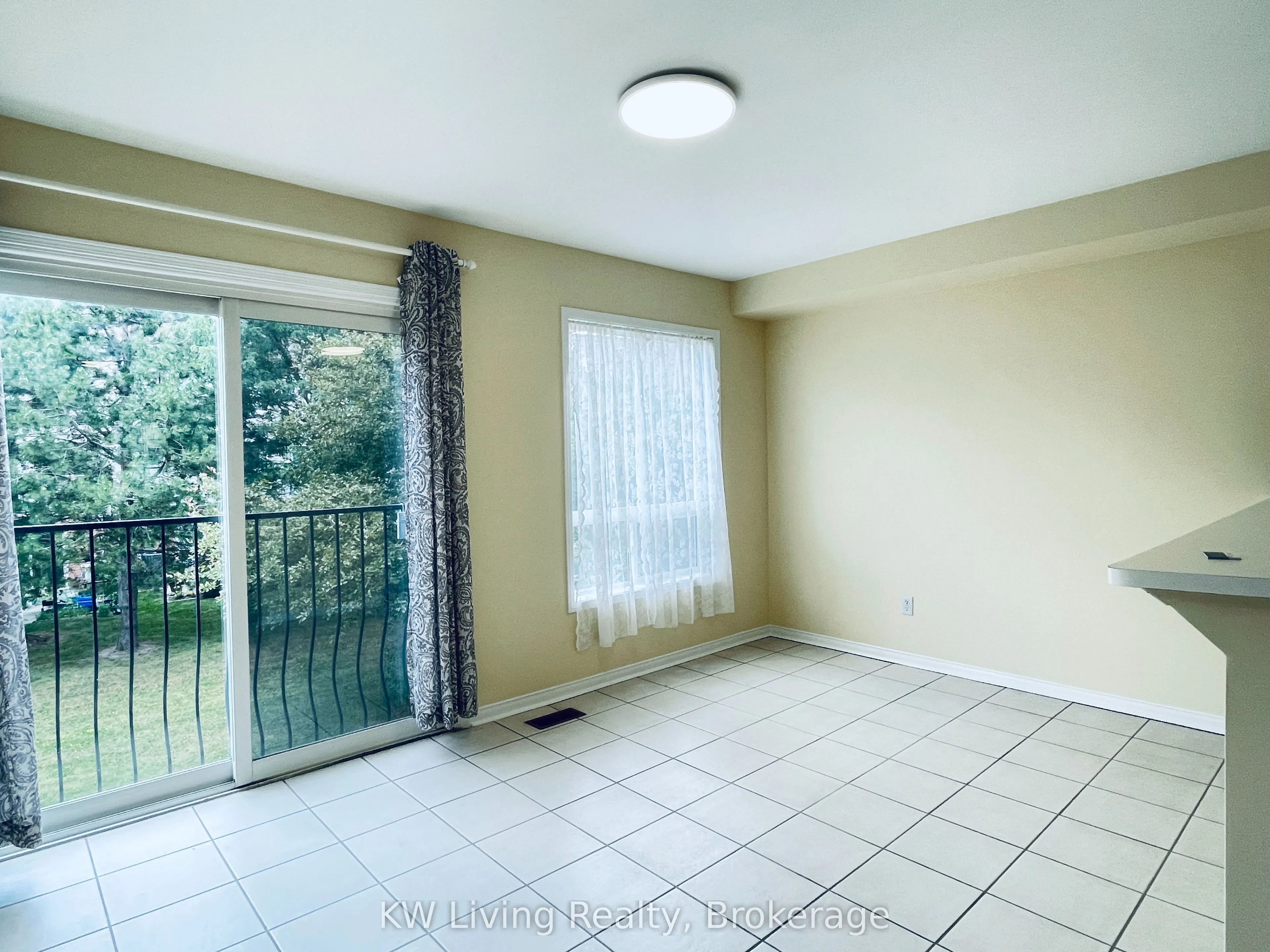 5055 Heatherleigh Avenue, #6