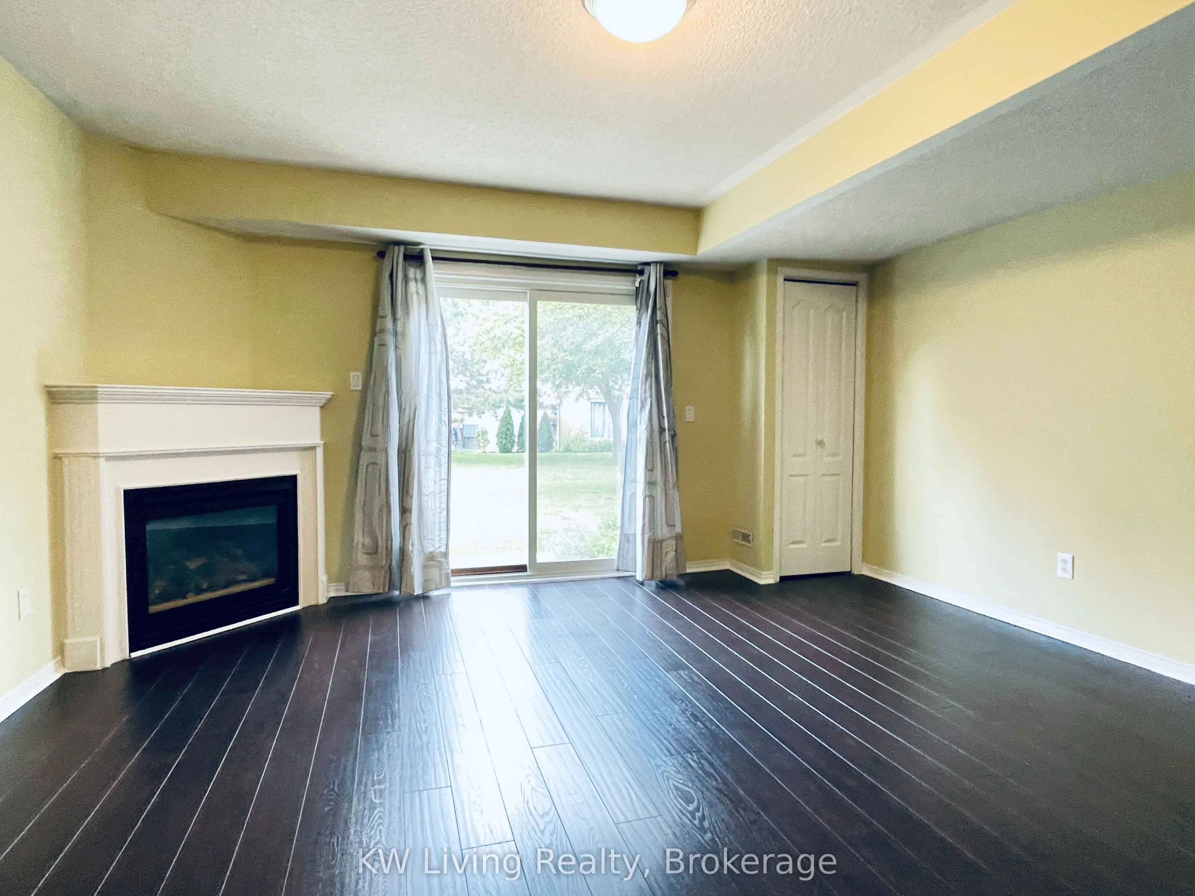 5055 Heatherleigh Avenue, #6