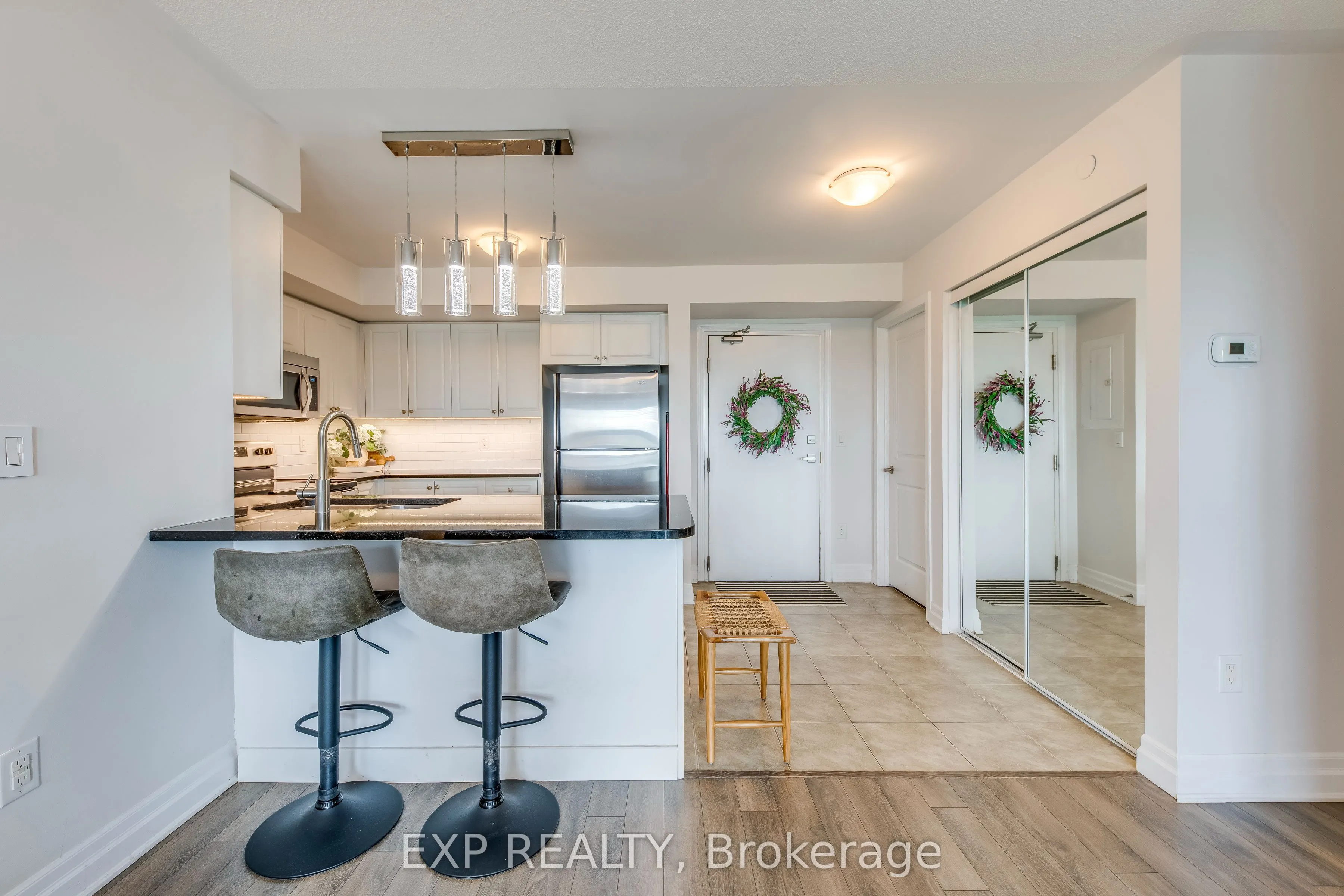 1005 Nadalin Heights, #406