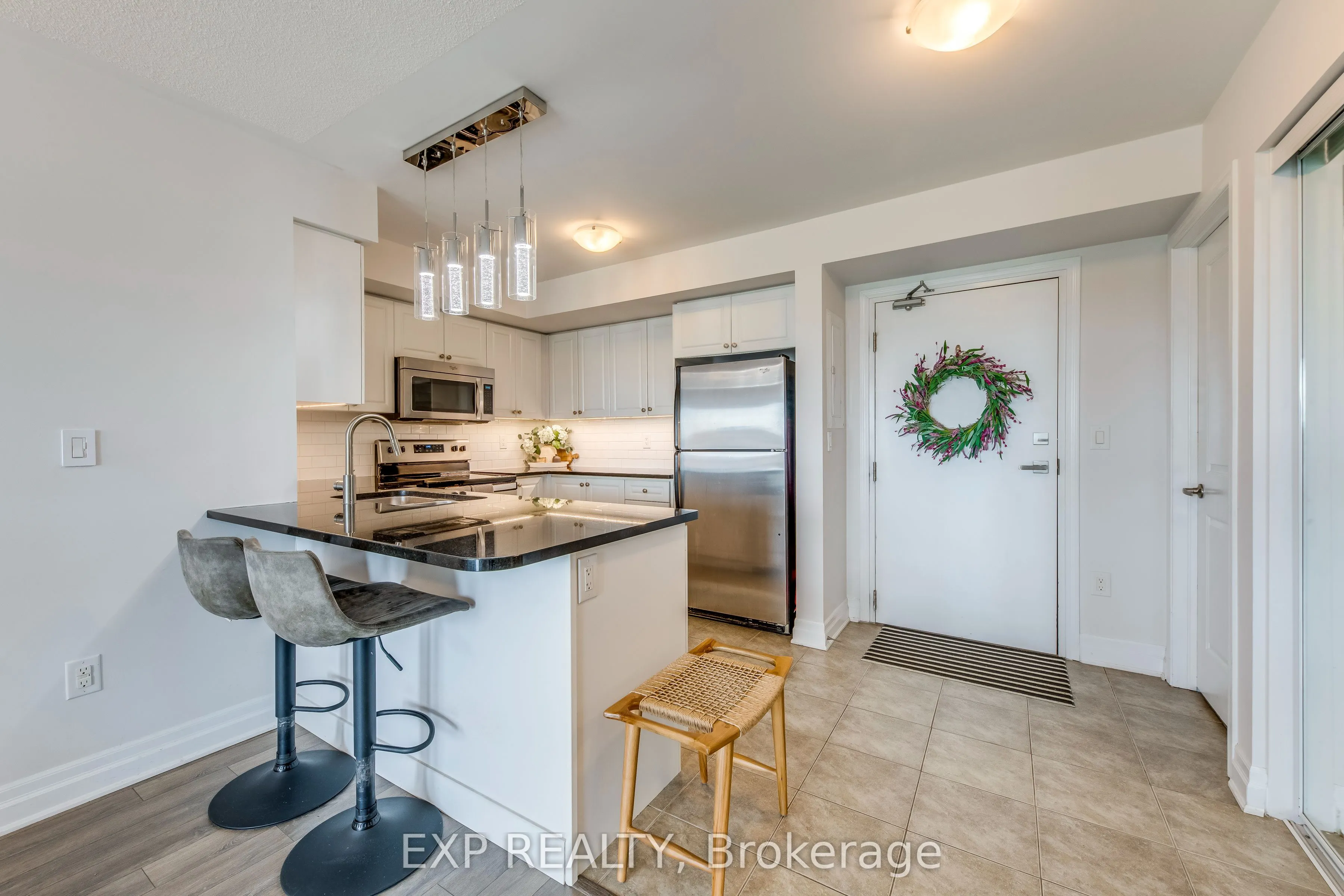 1005 Nadalin Heights, #406