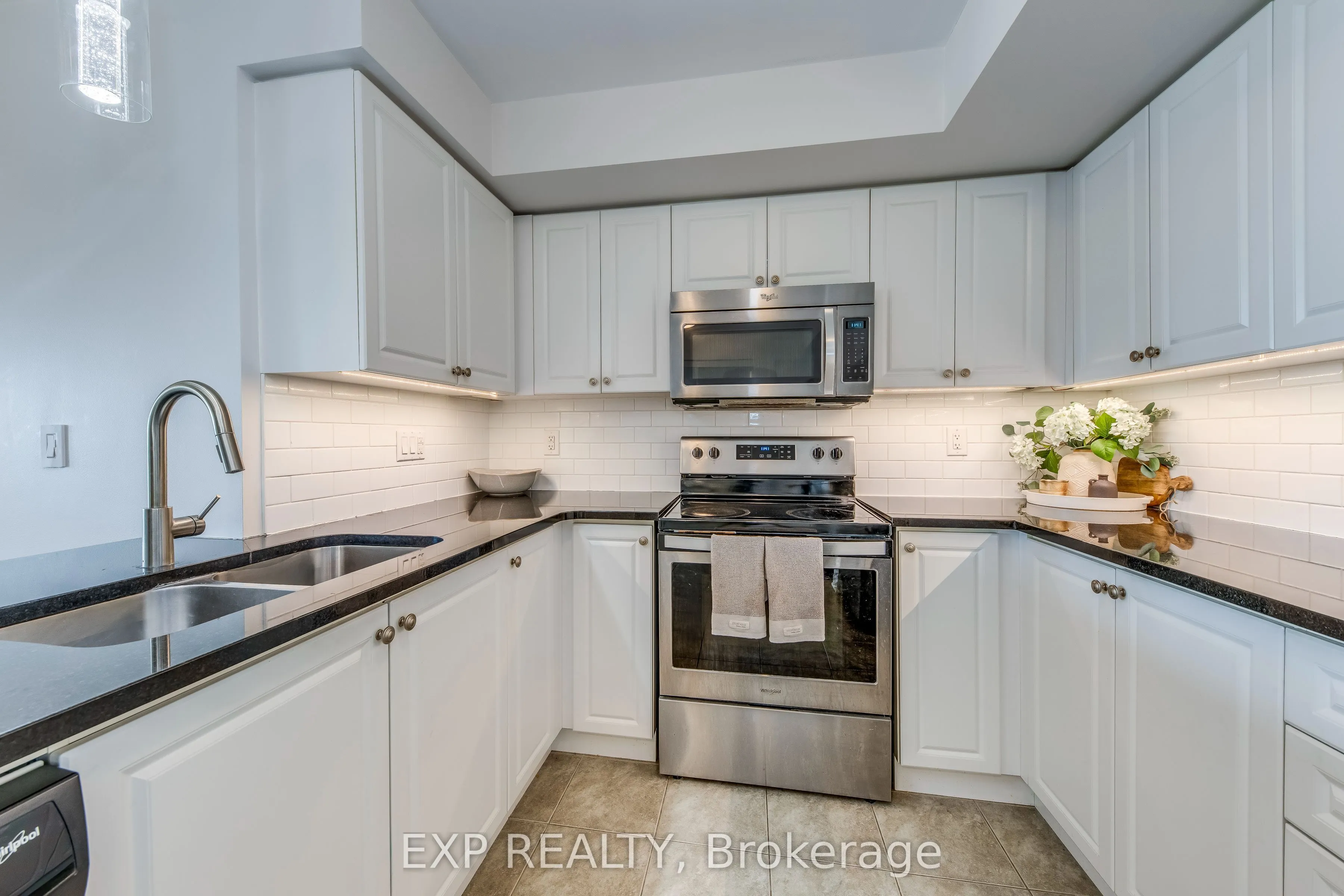 1005 Nadalin Heights, #406