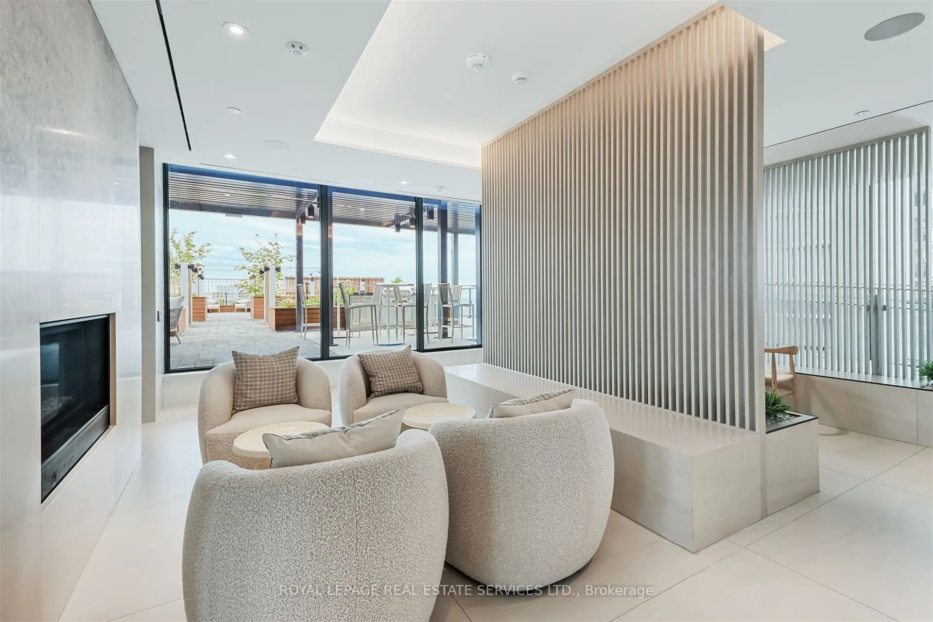 28 Ann Street, #417