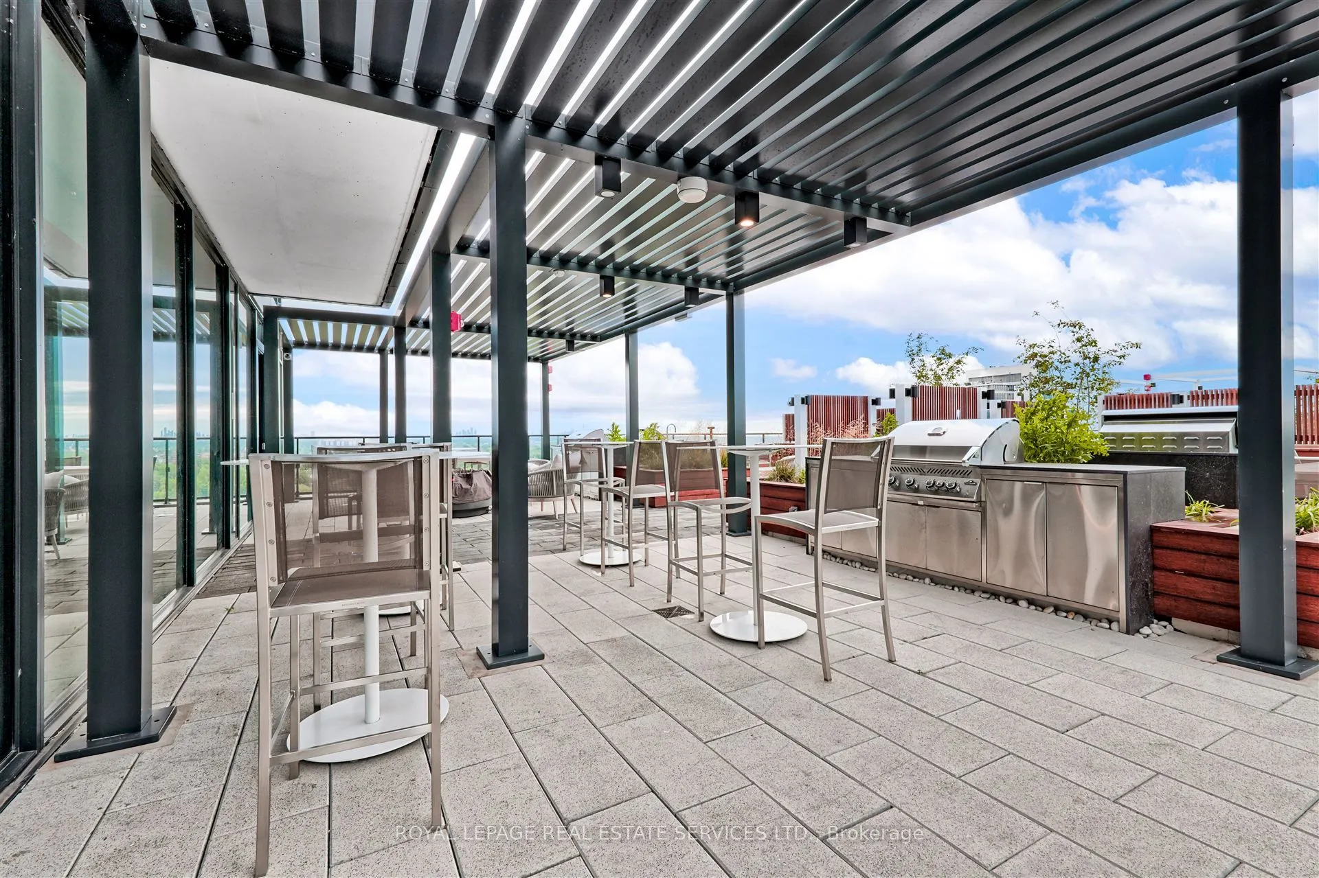 28 Ann Street, #417