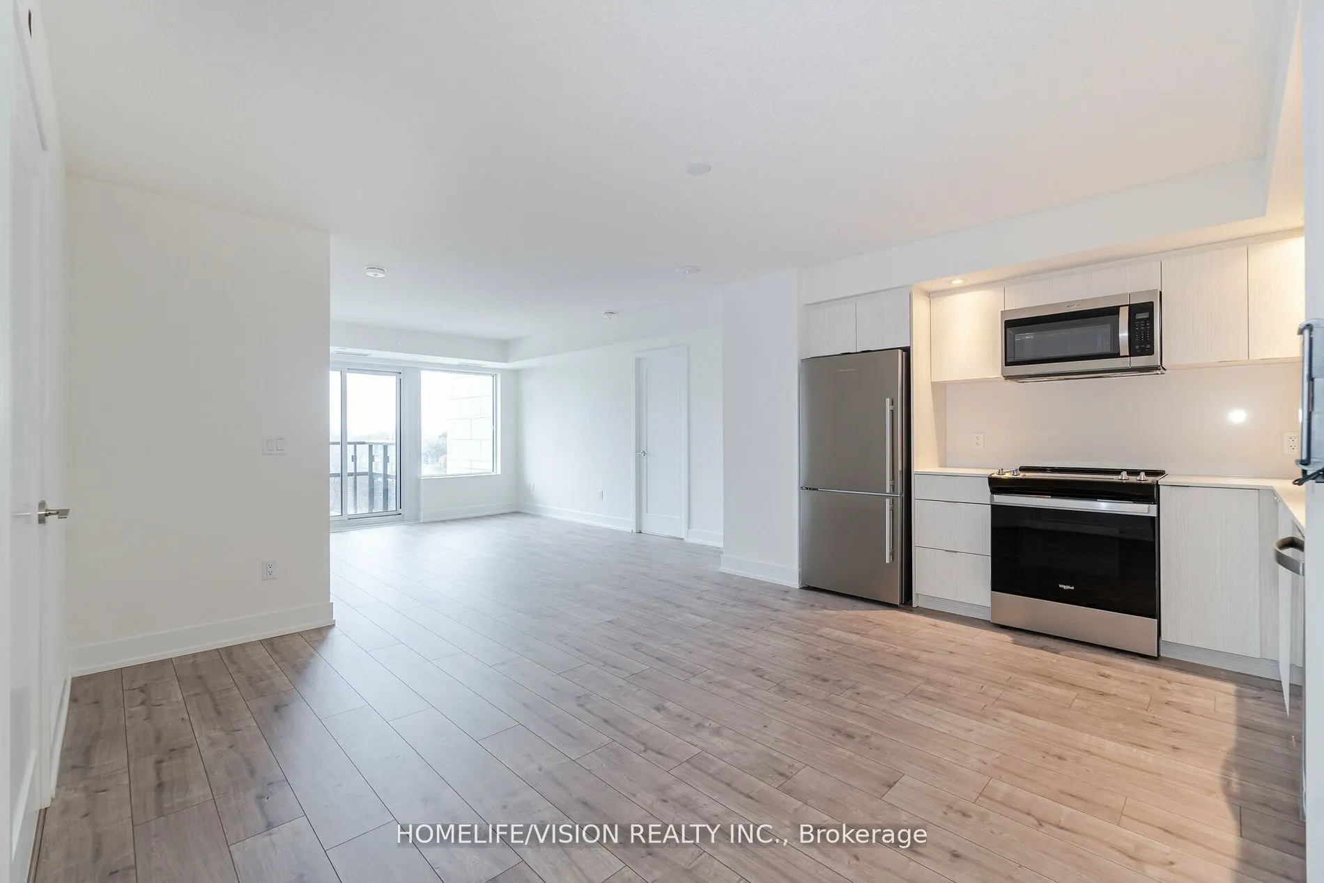10 Eva Road, #403