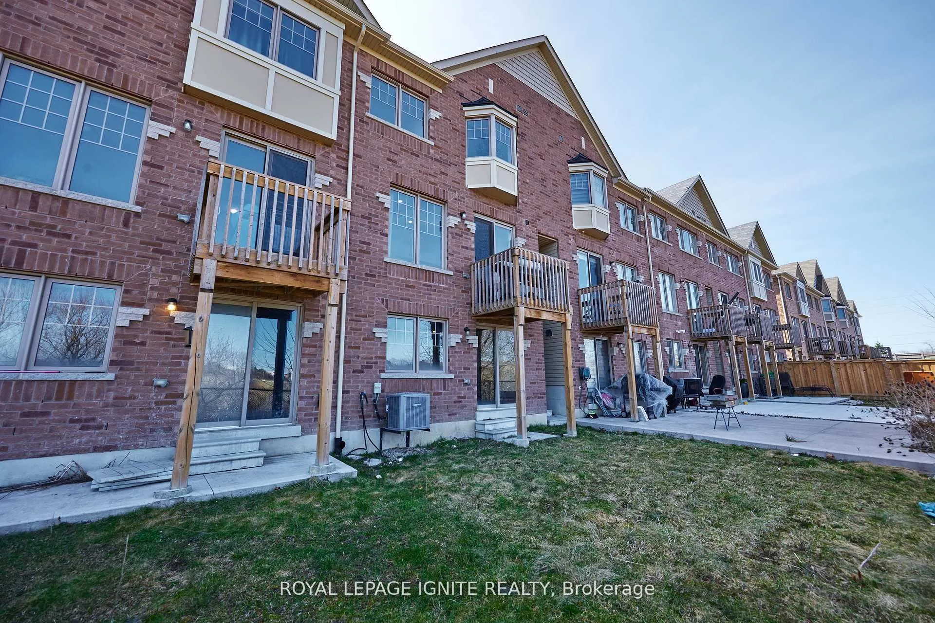 80 Davenfield Circle