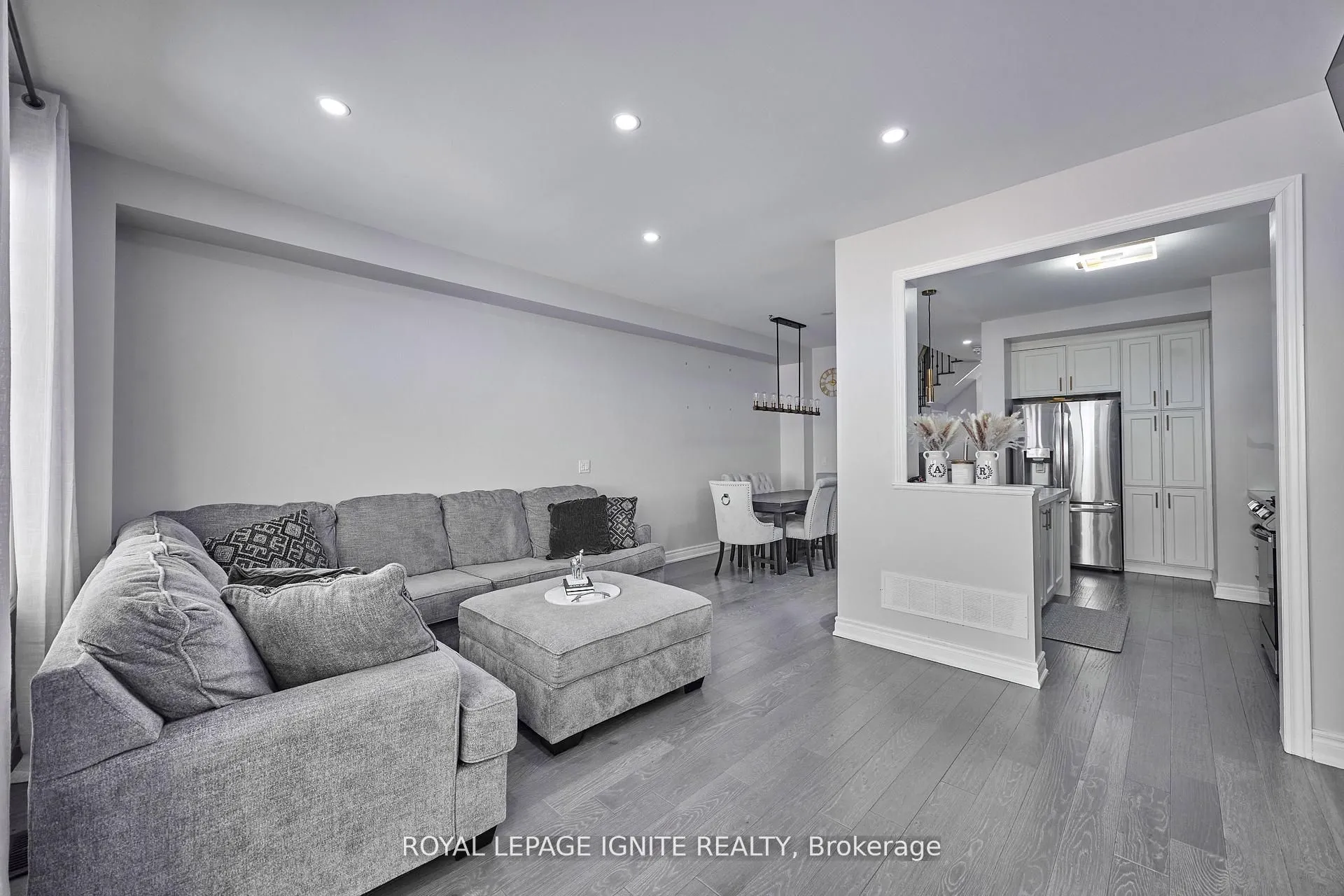 80 Davenfield Circle