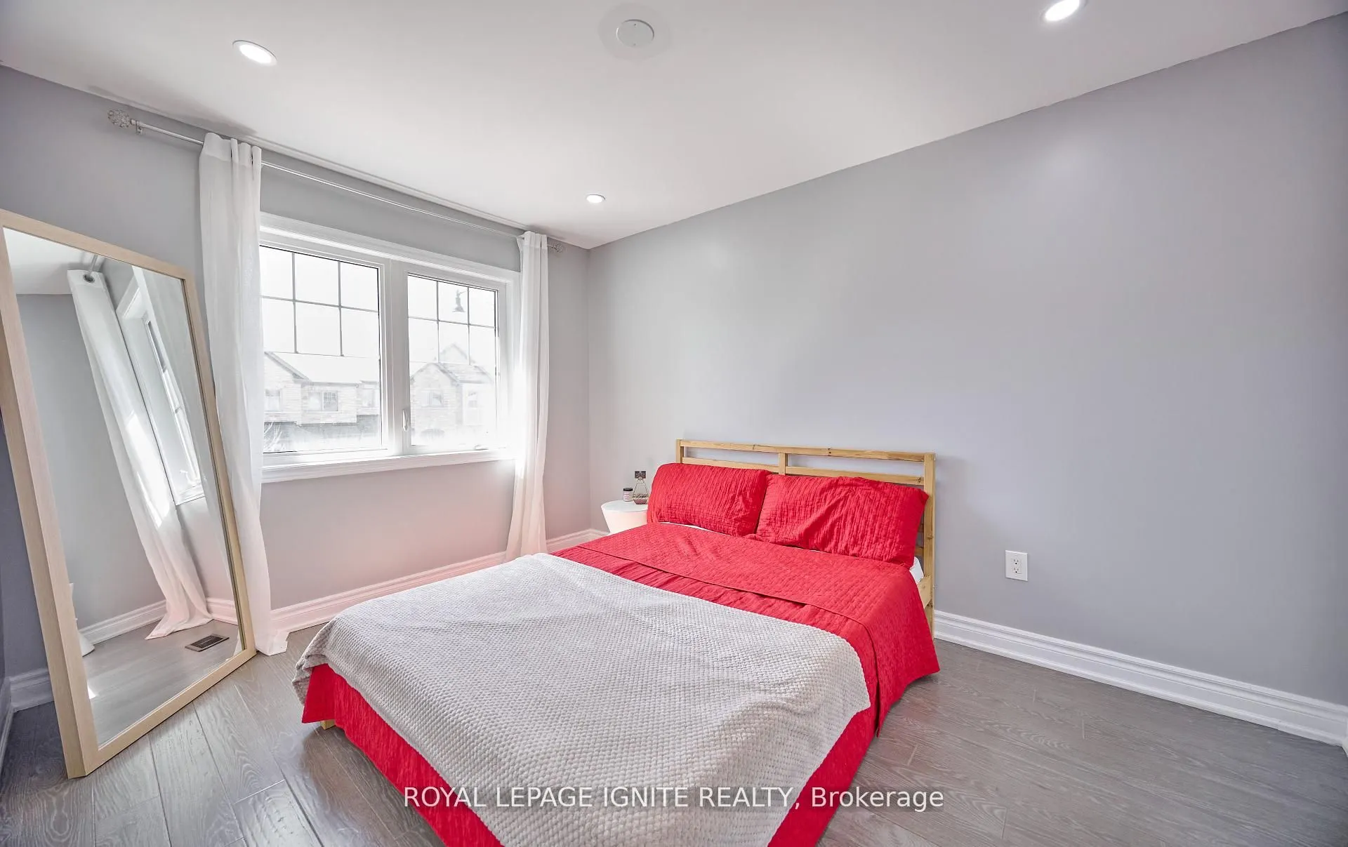 80 Davenfield Circle