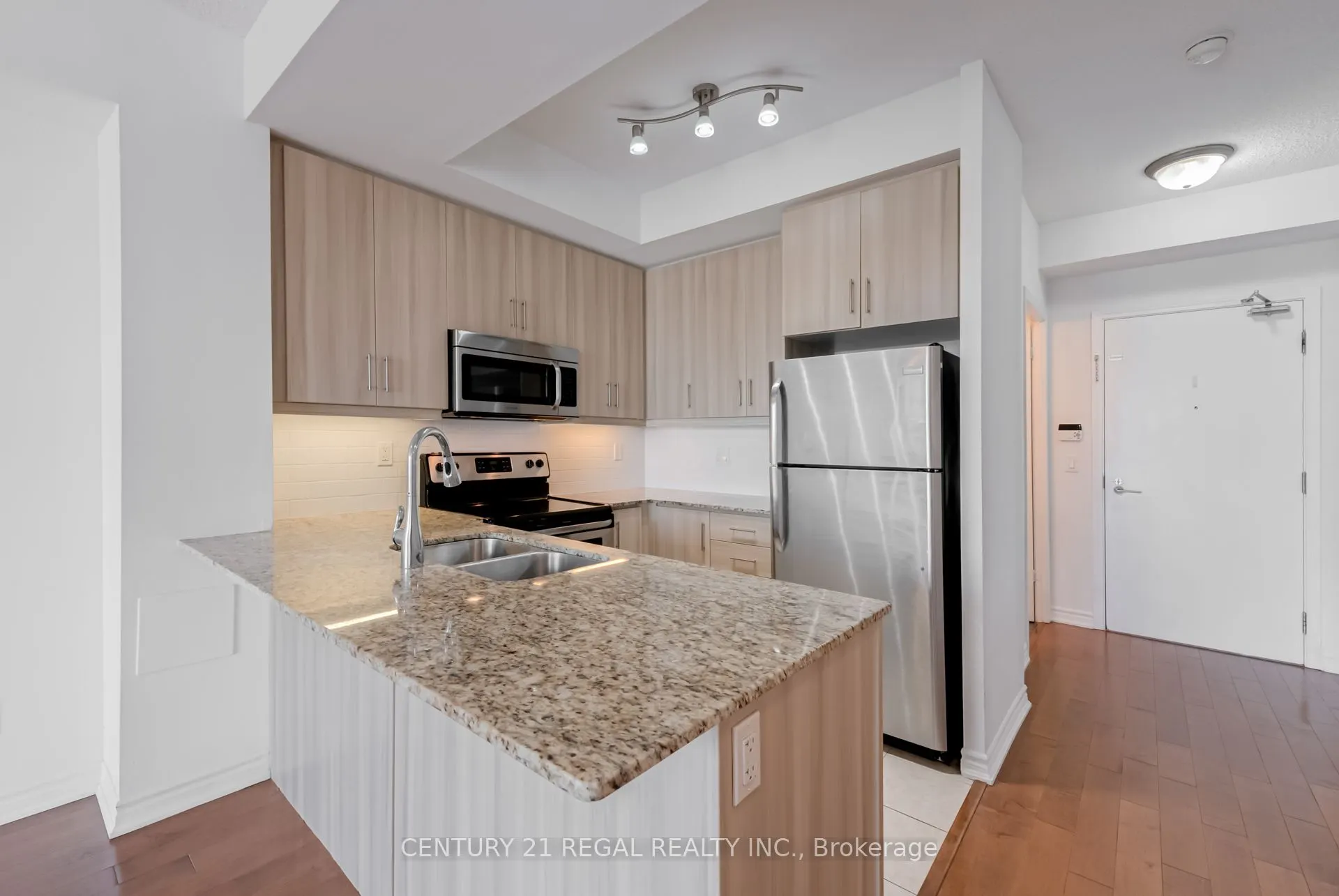 15 James Finlay Way, #710