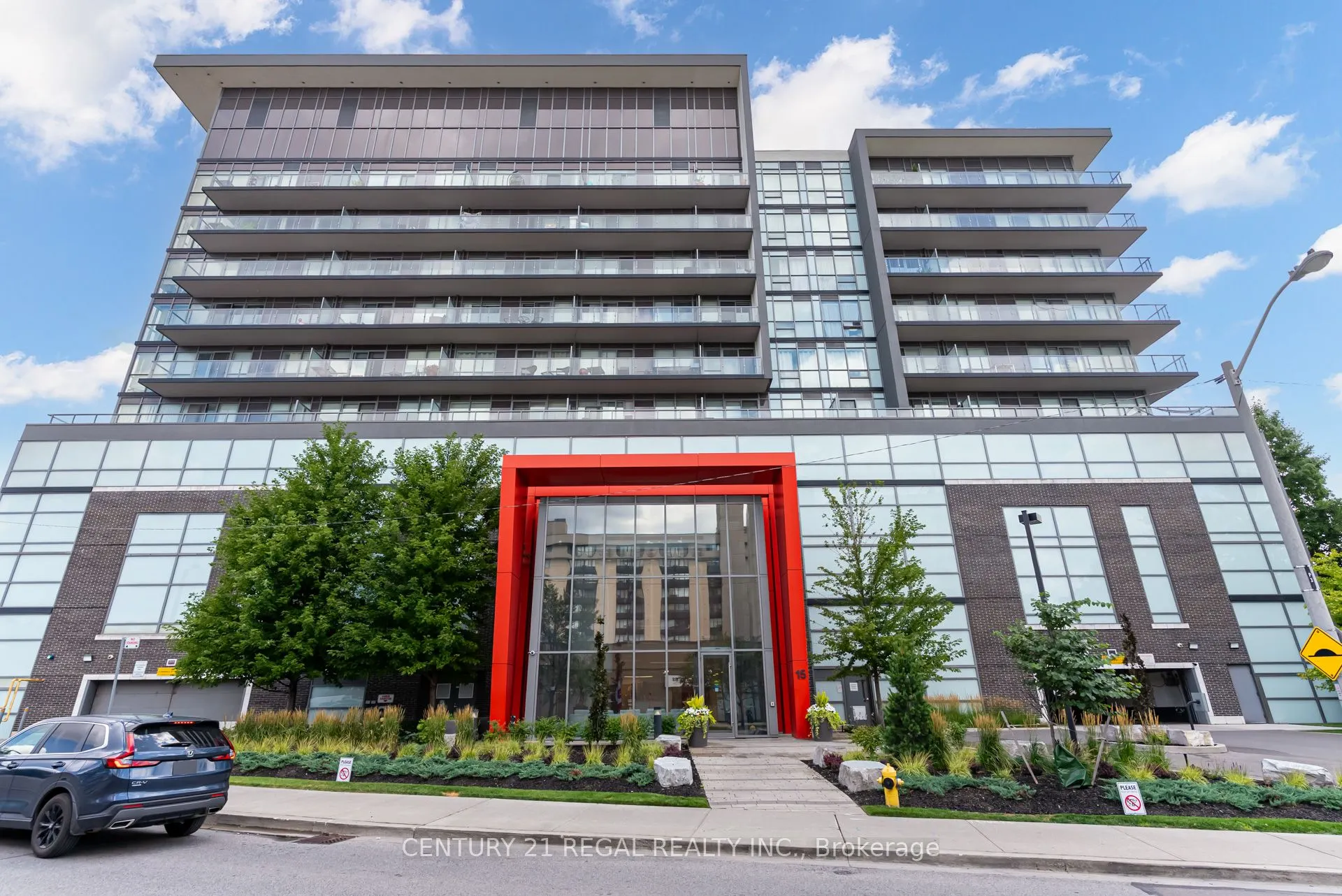 15 James Finlay Way, #710