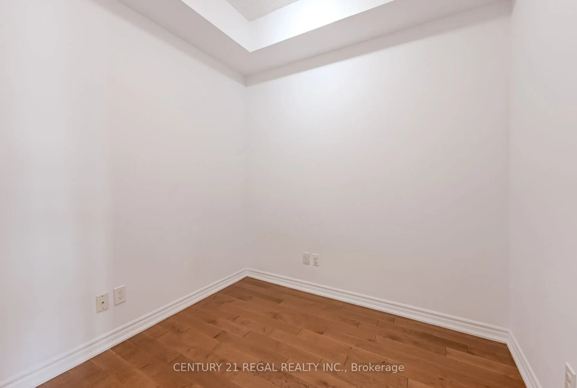15 James Finlay Way, #710