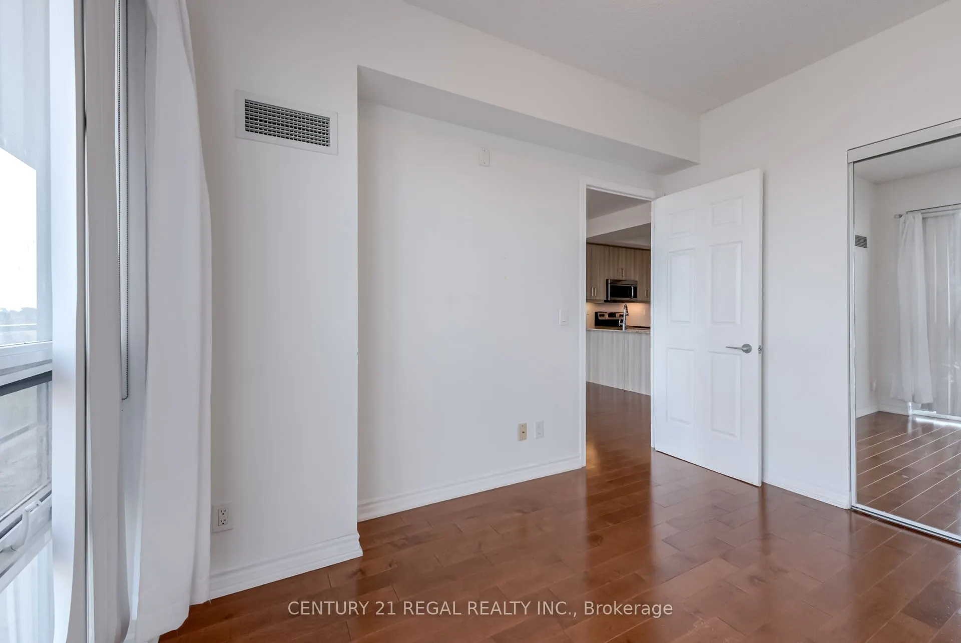 15 James Finlay Way, #710