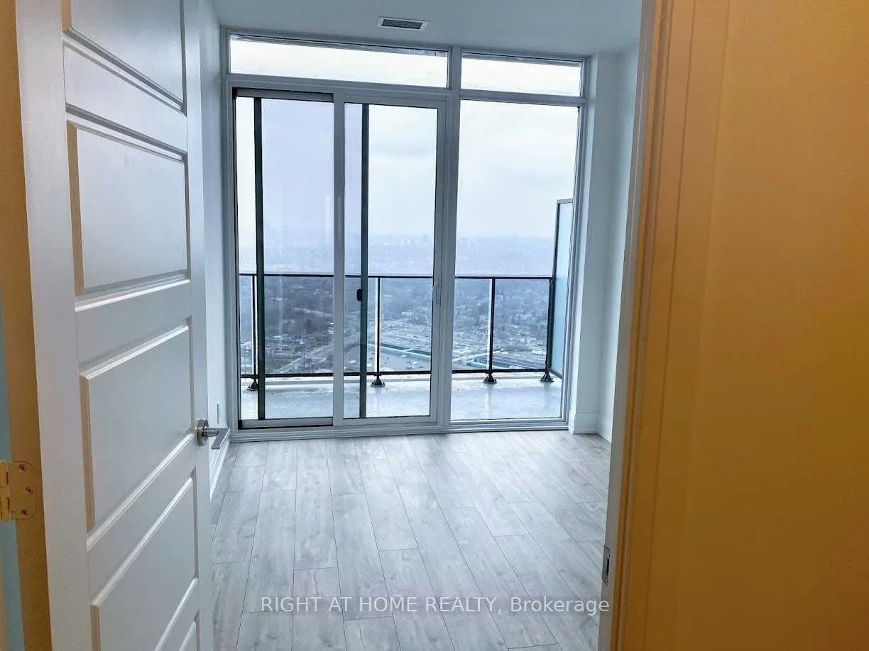 70 Annie Craig Drive, #5208