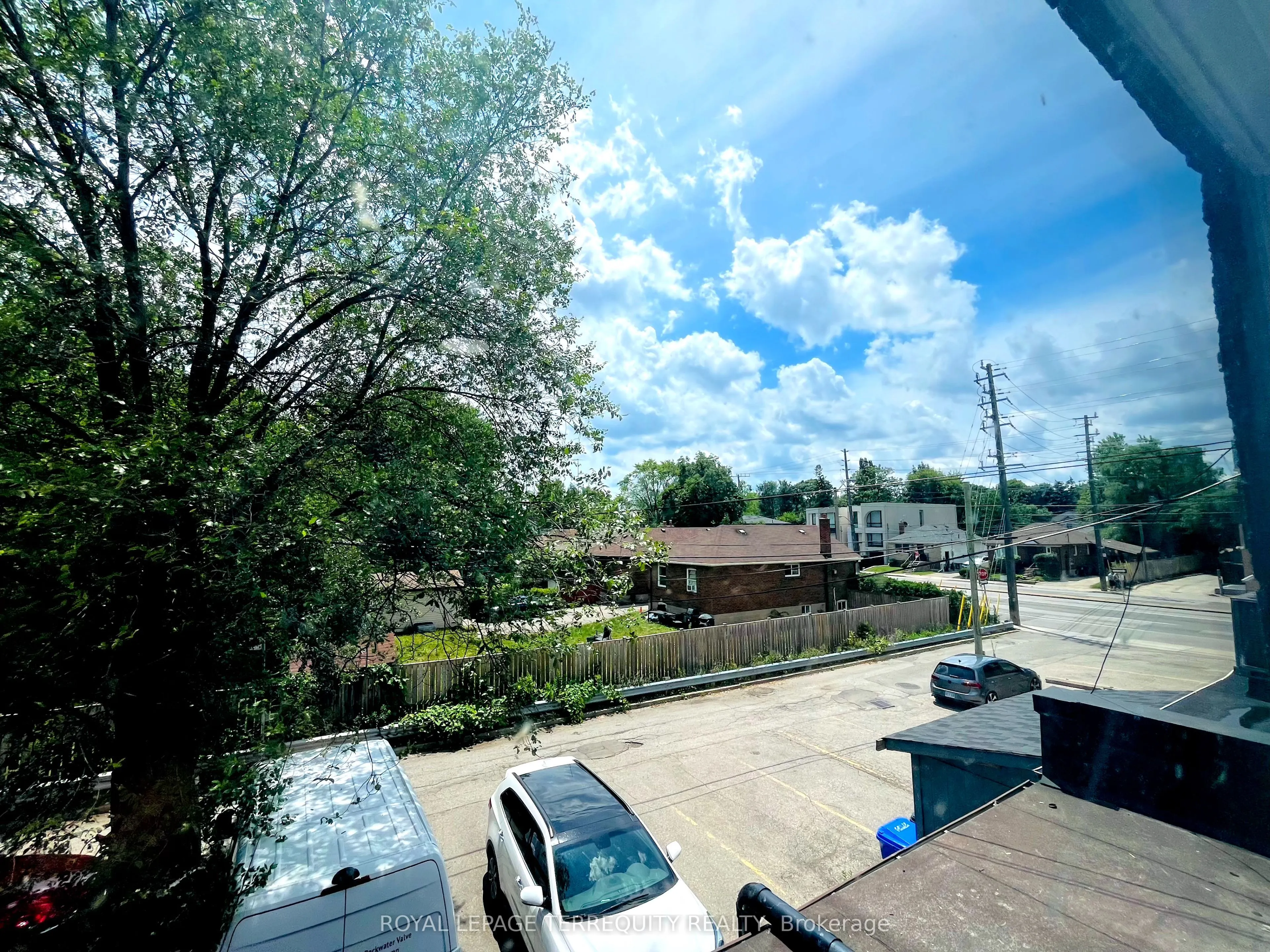 3371 Bloor Street W, #A