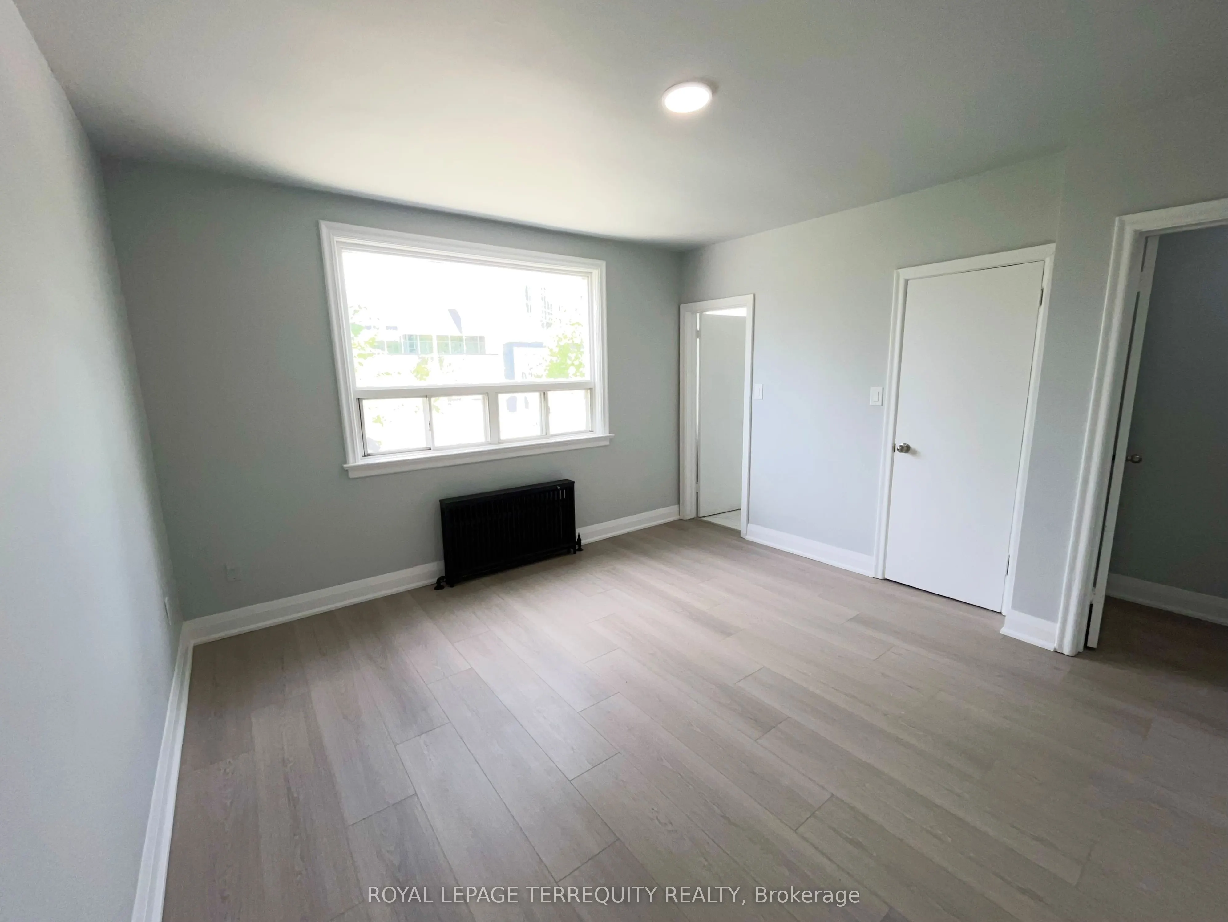 3371 Bloor Street W, #A