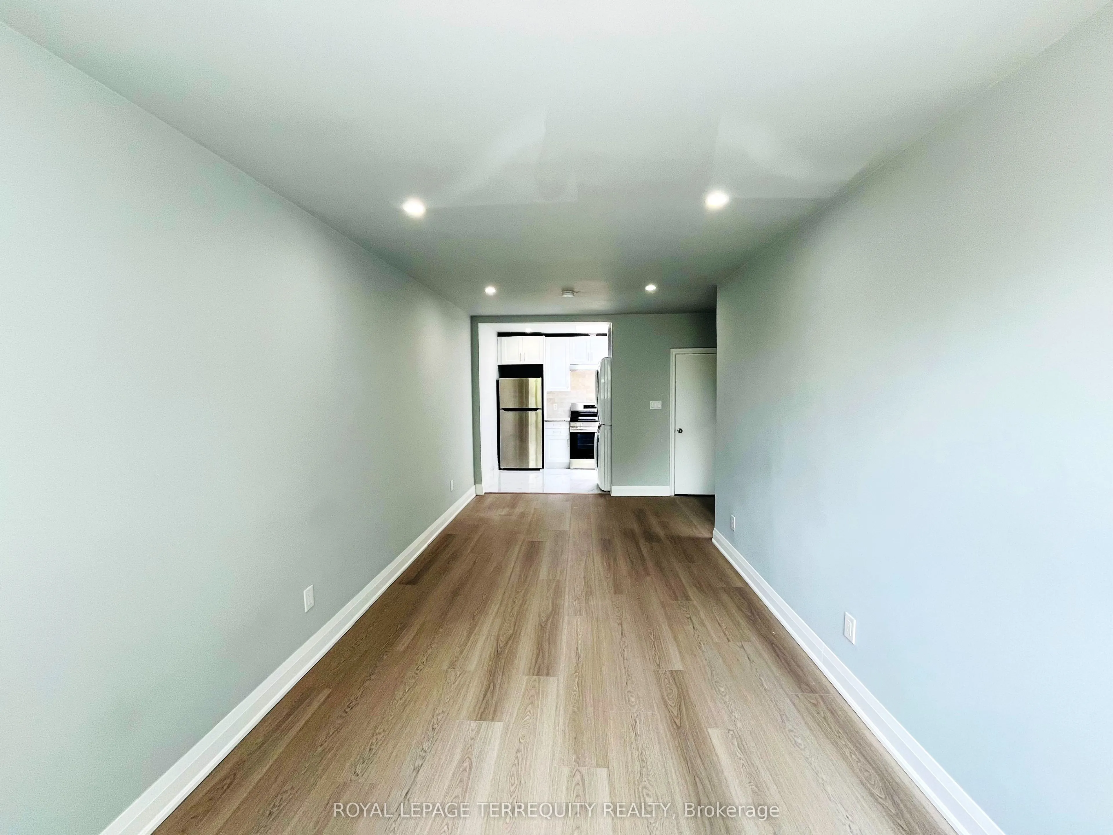 3371 Bloor Street W, #A