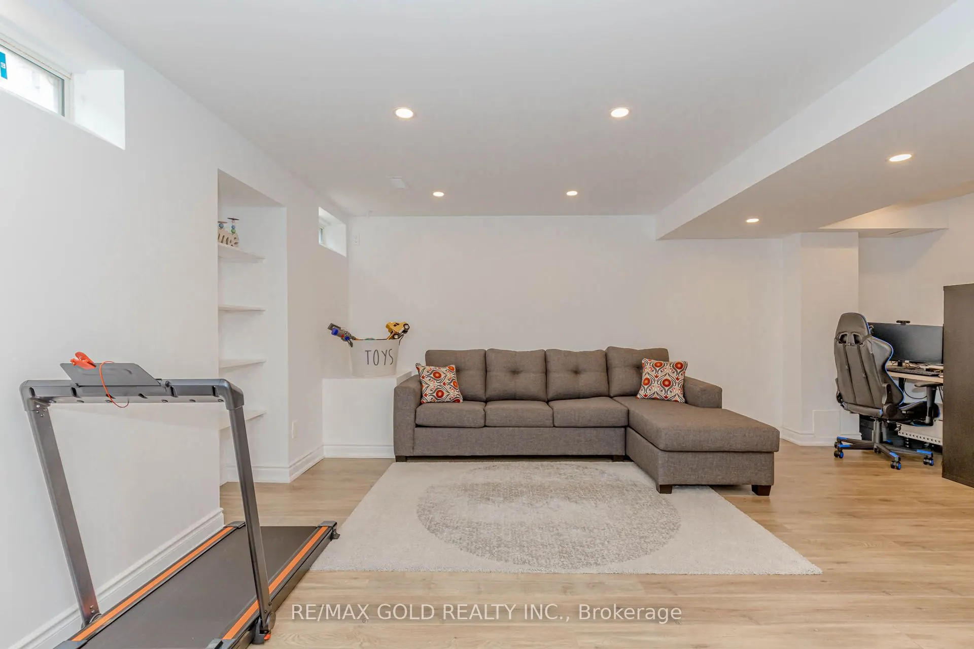 1344 ROSE Way