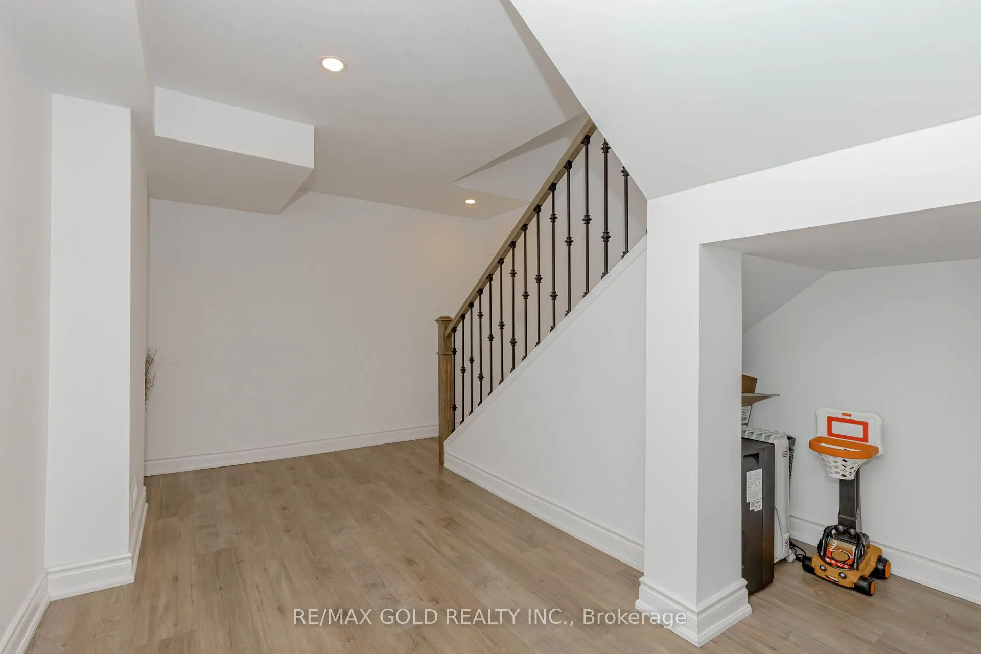 1344 ROSE Way