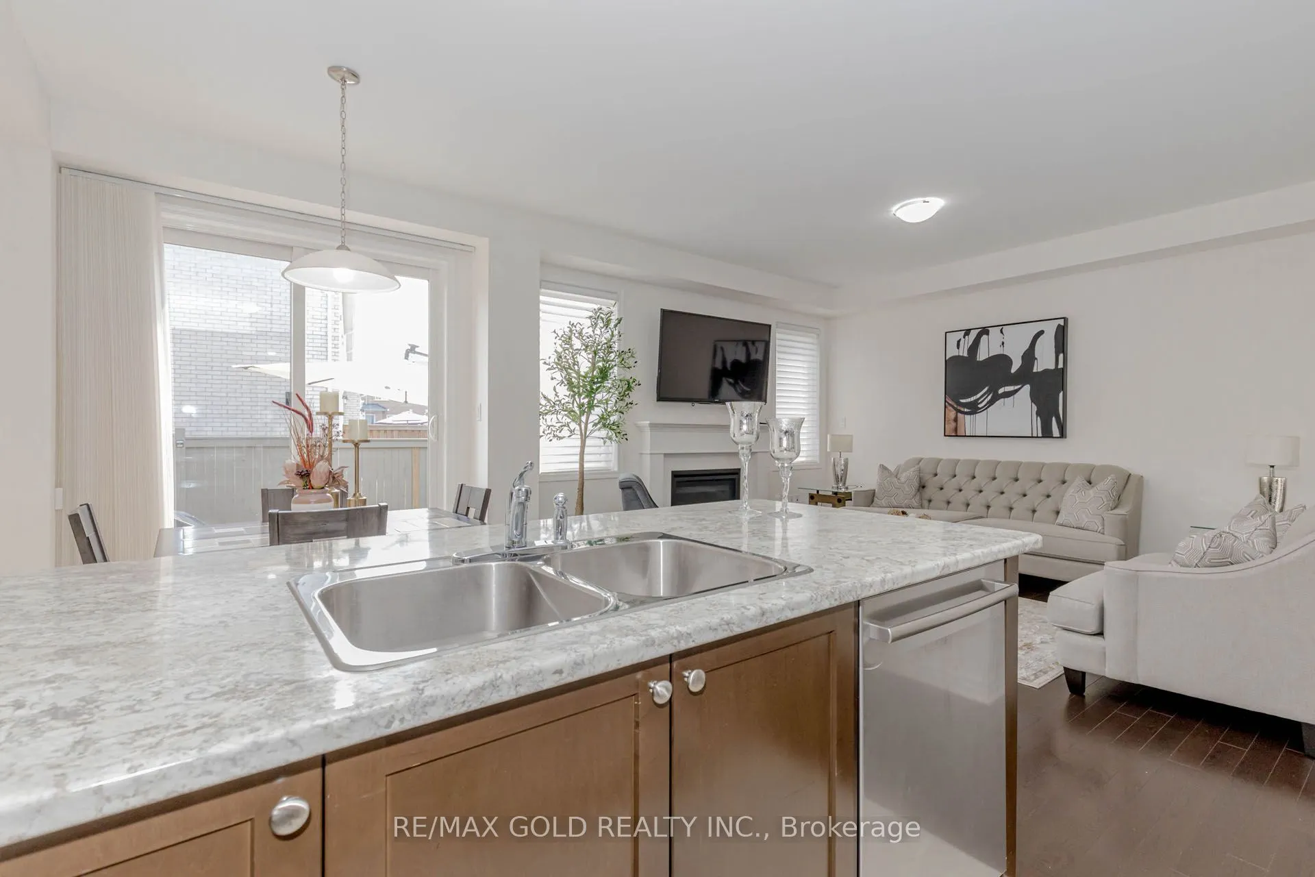 1344 ROSE Way