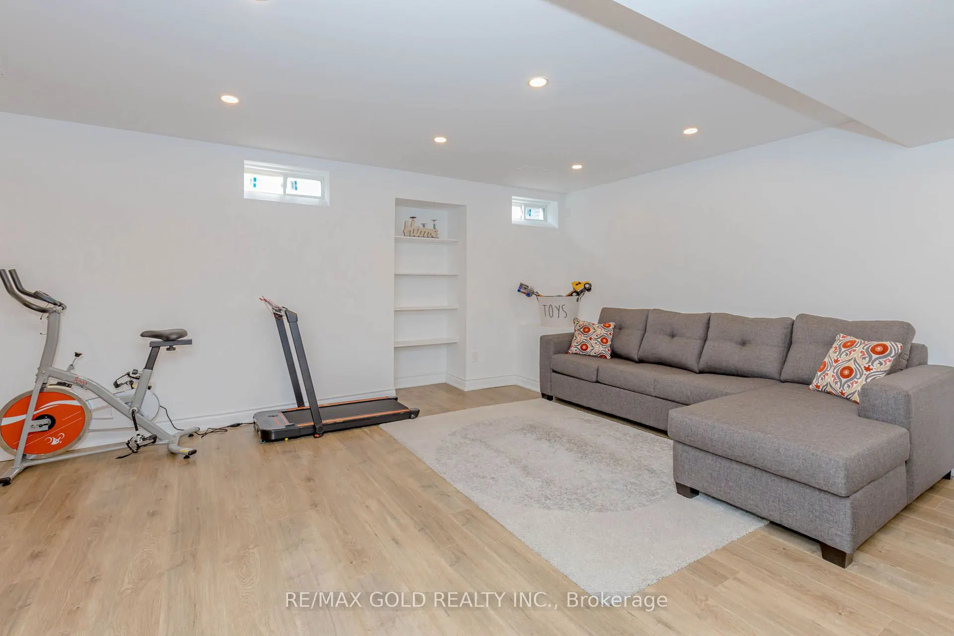 1344 ROSE Way