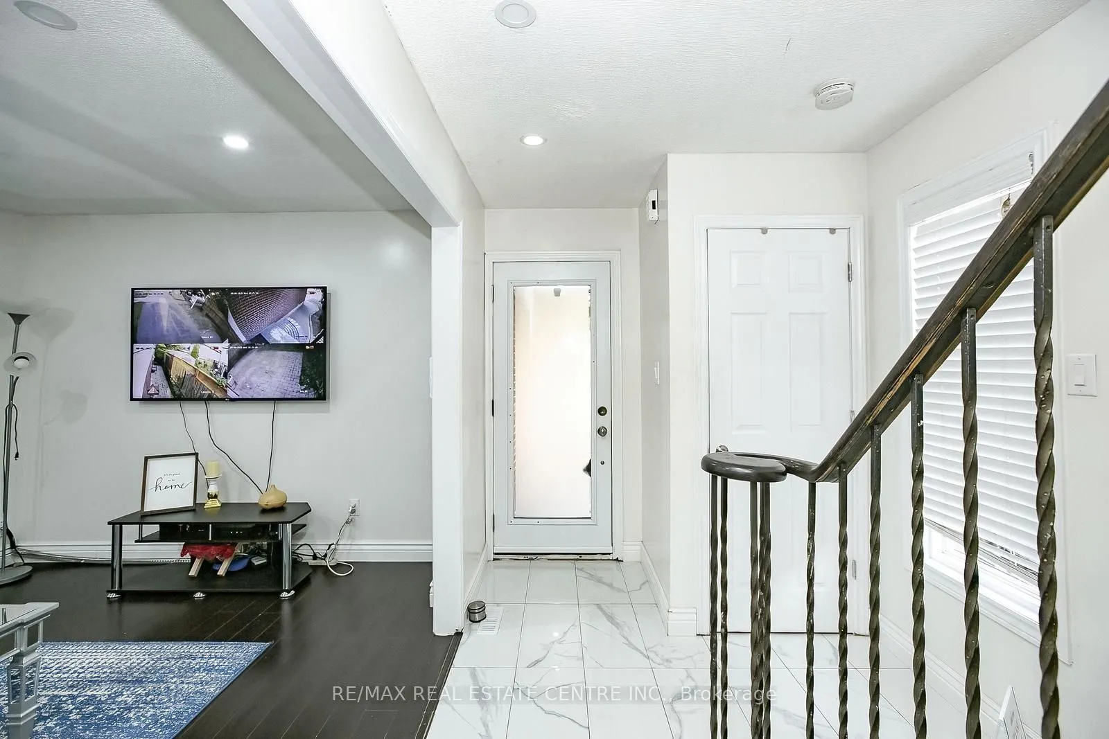 148 Sunforest Drive
