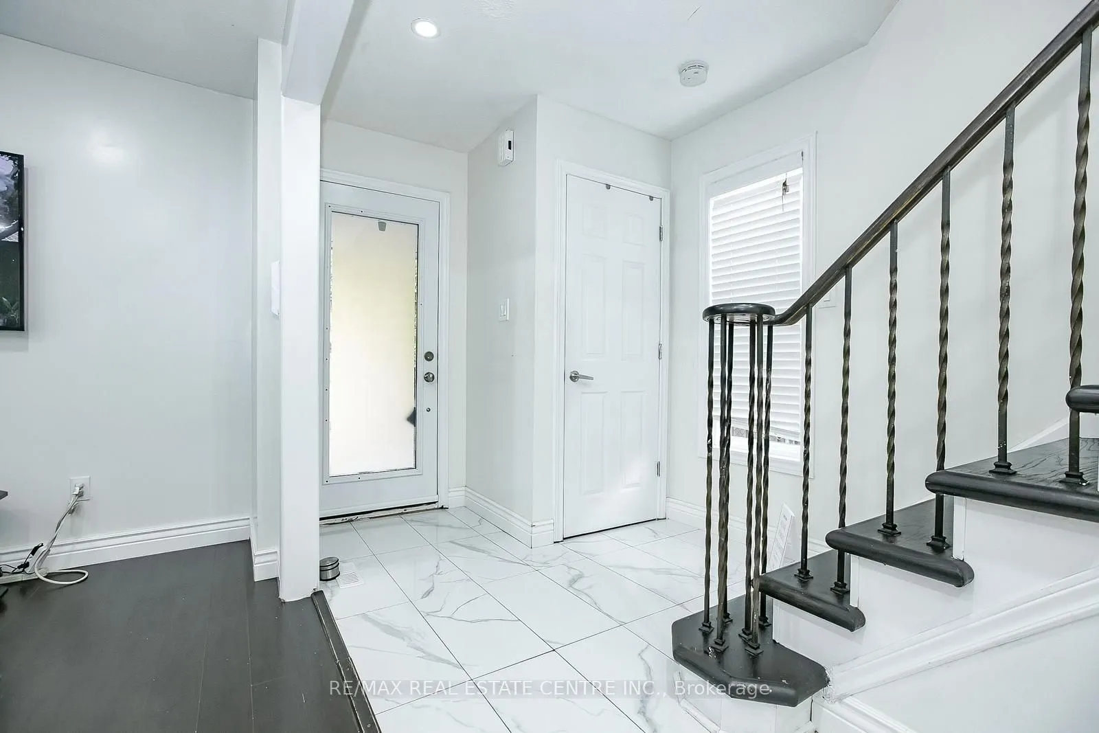 148 Sunforest Drive