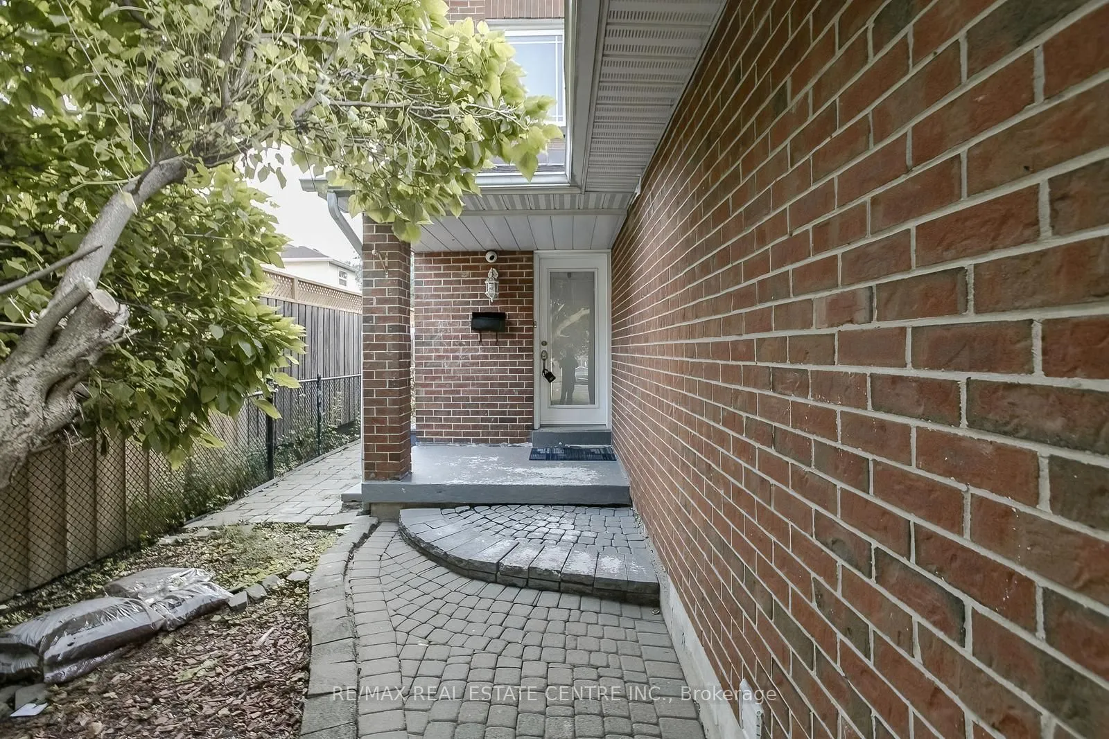 148 Sunforest Drive