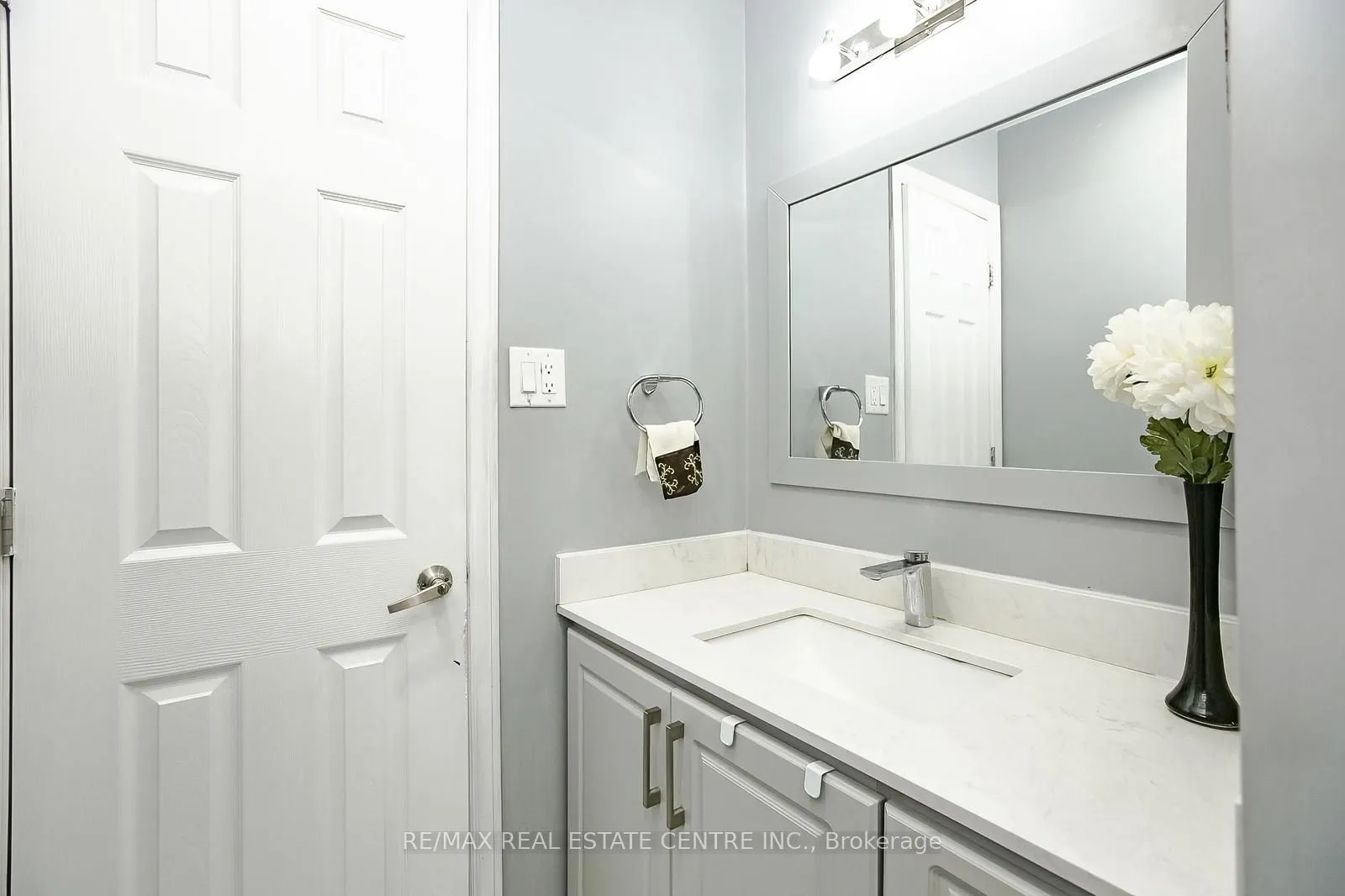 148 Sunforest Drive