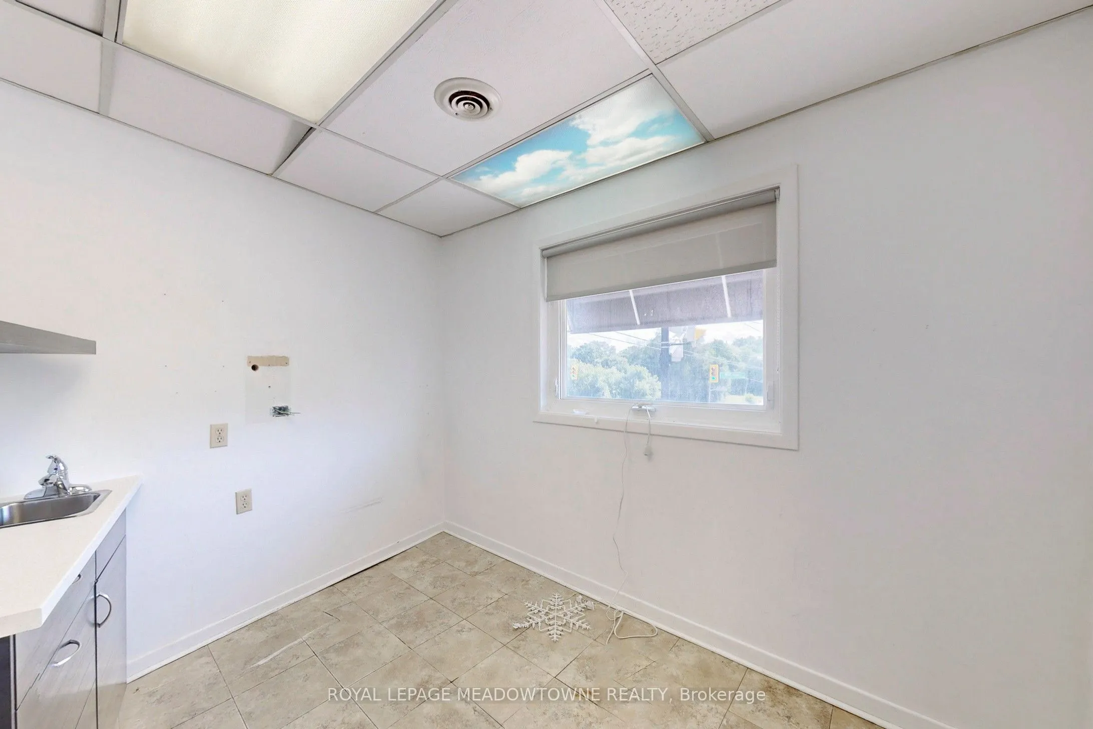 24 Guelph Street, #2