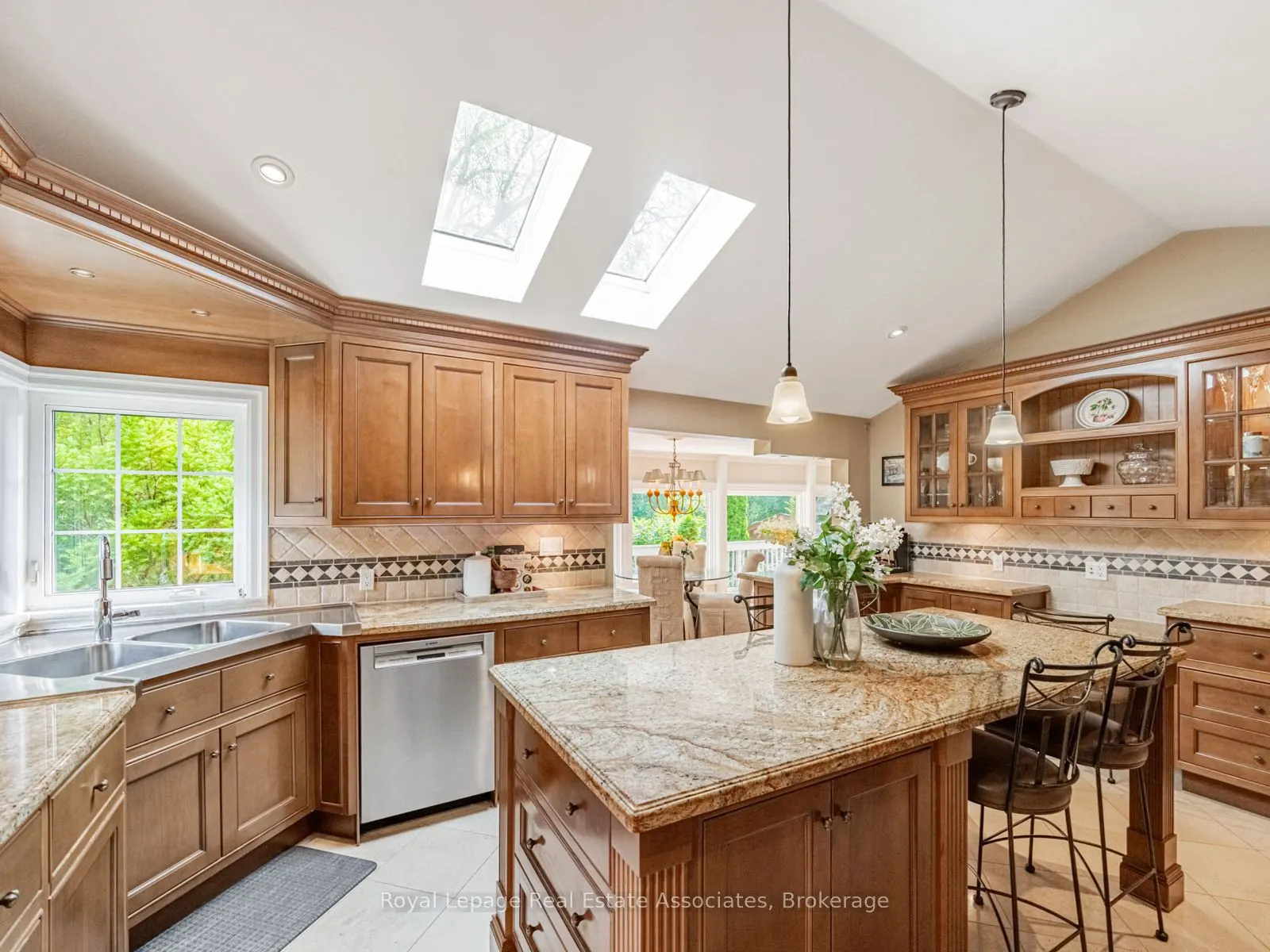 1046 Springhill Drive
