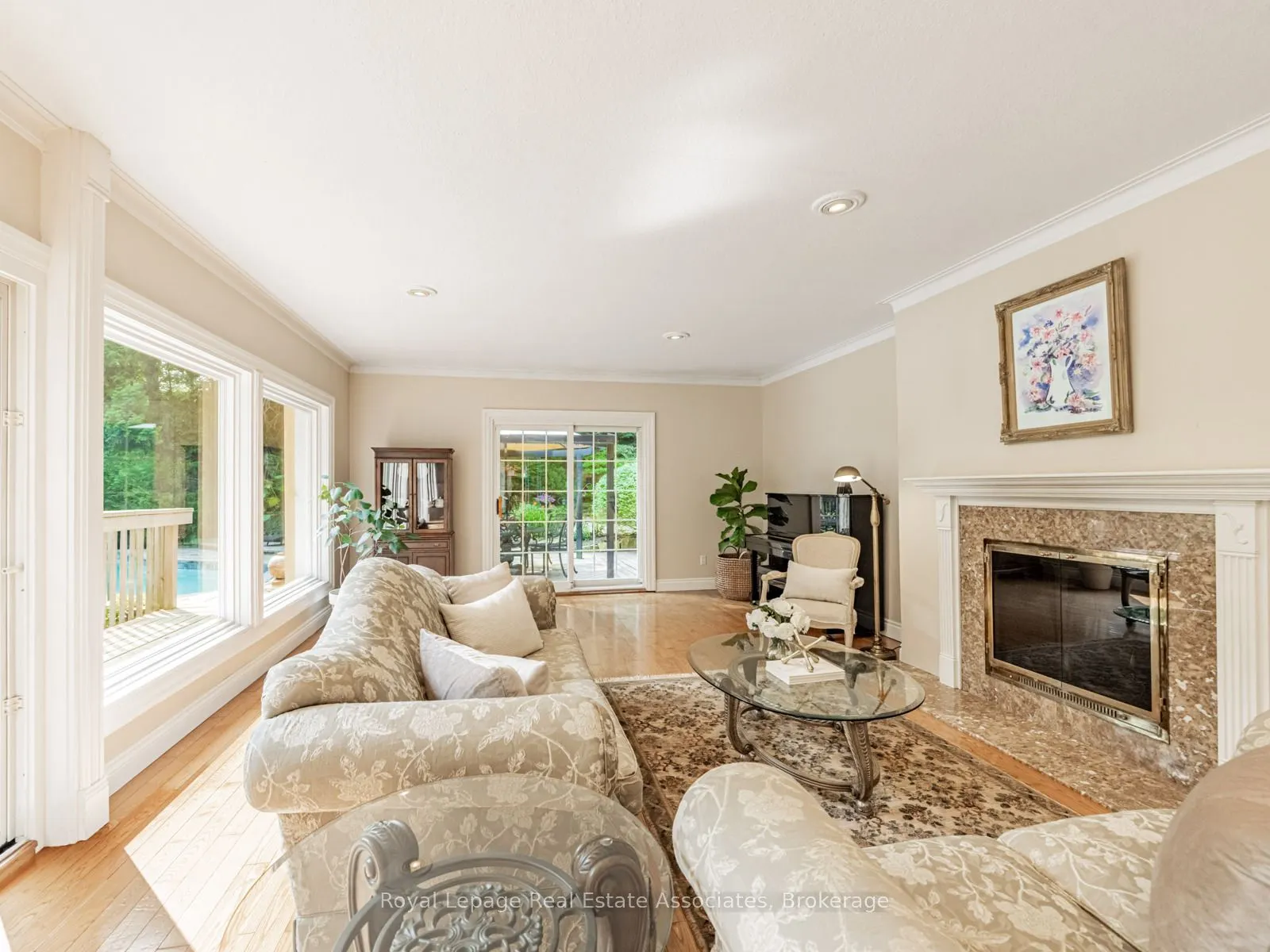 1046 Springhill Drive