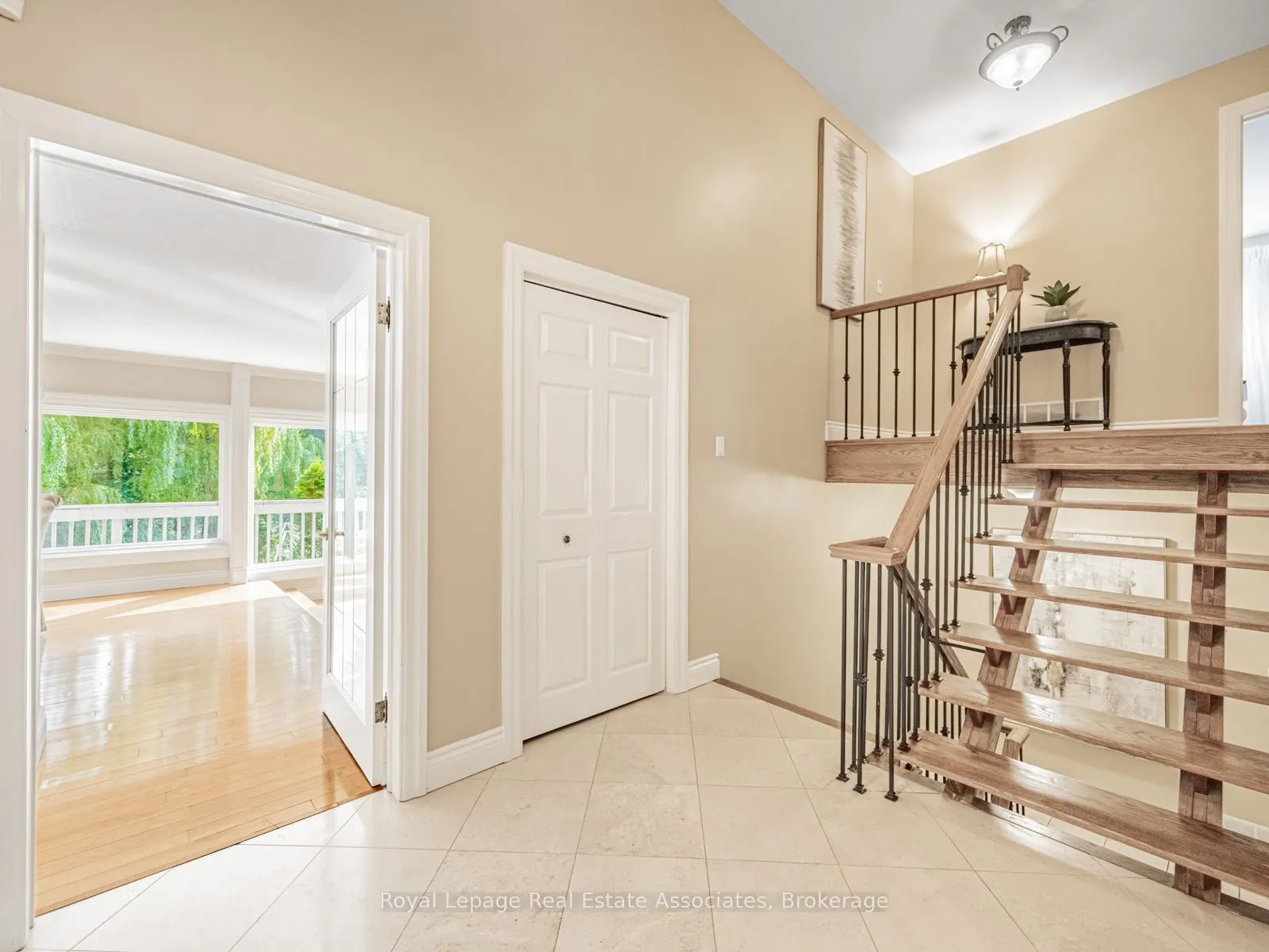 1046 Springhill Drive