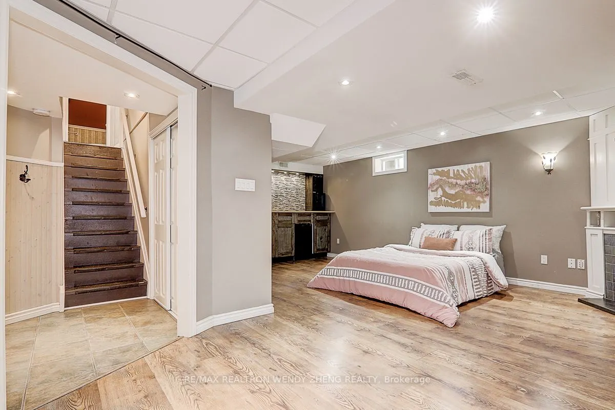 14 Valleypark Crescent