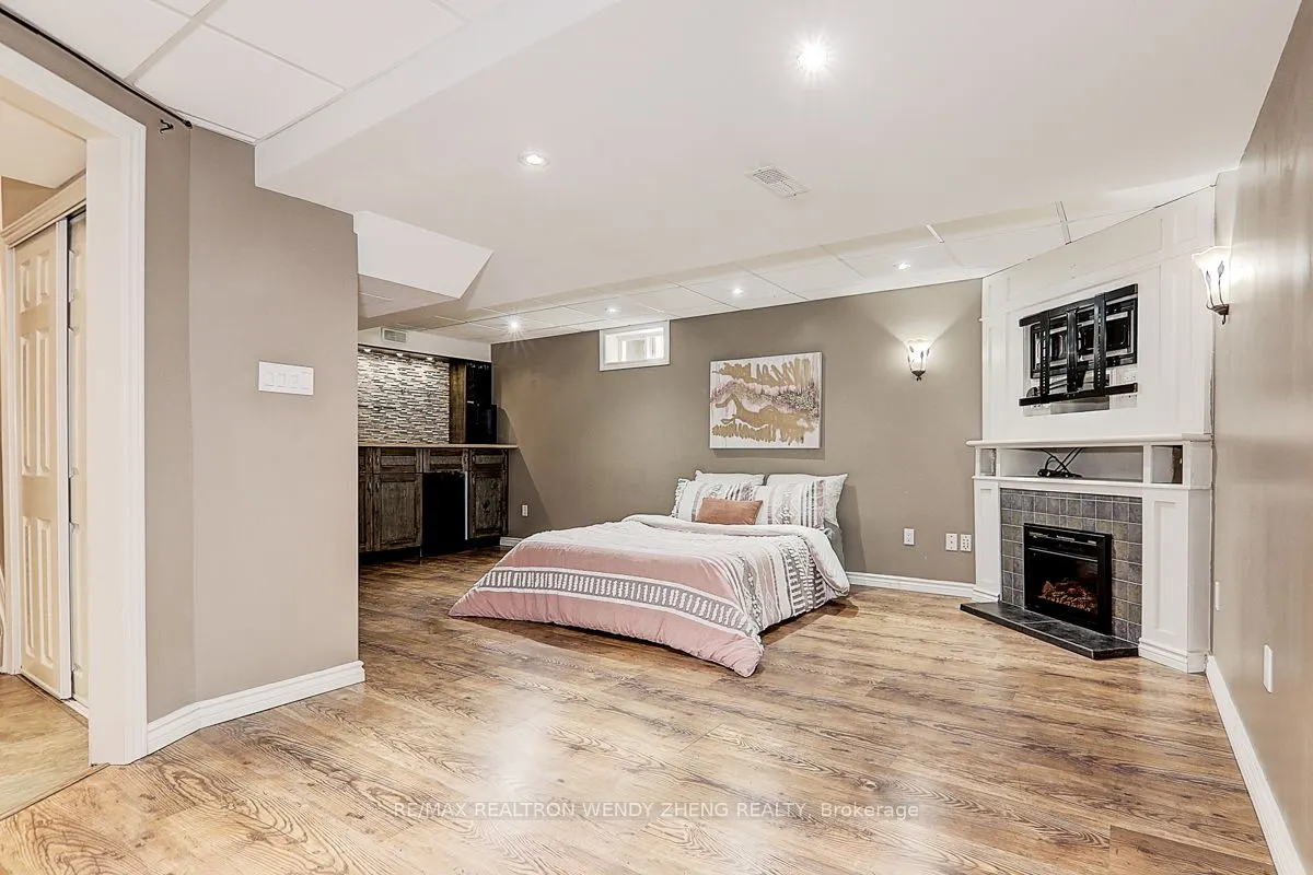 14 Valleypark Crescent