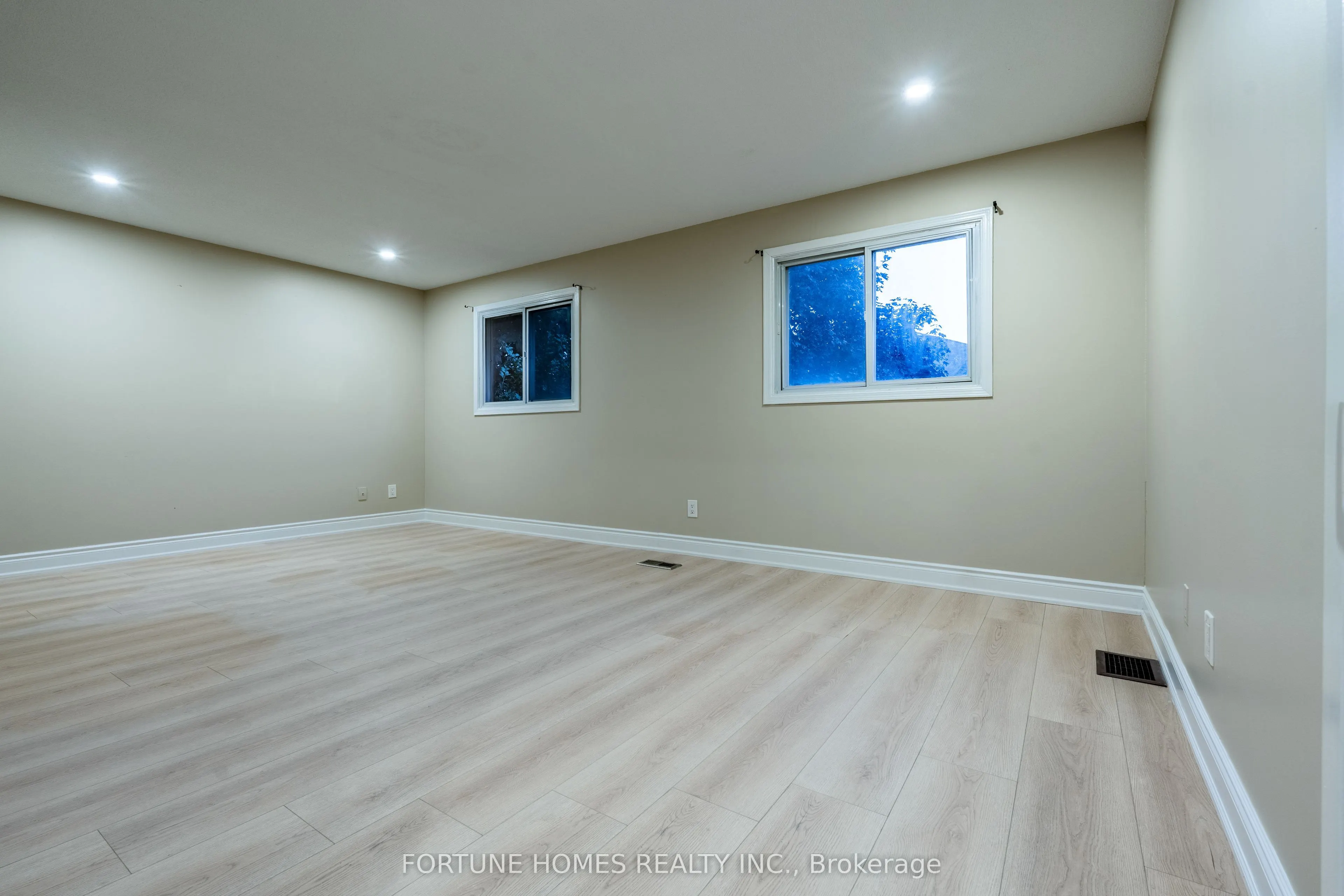 90 Major William Sharpe Drive