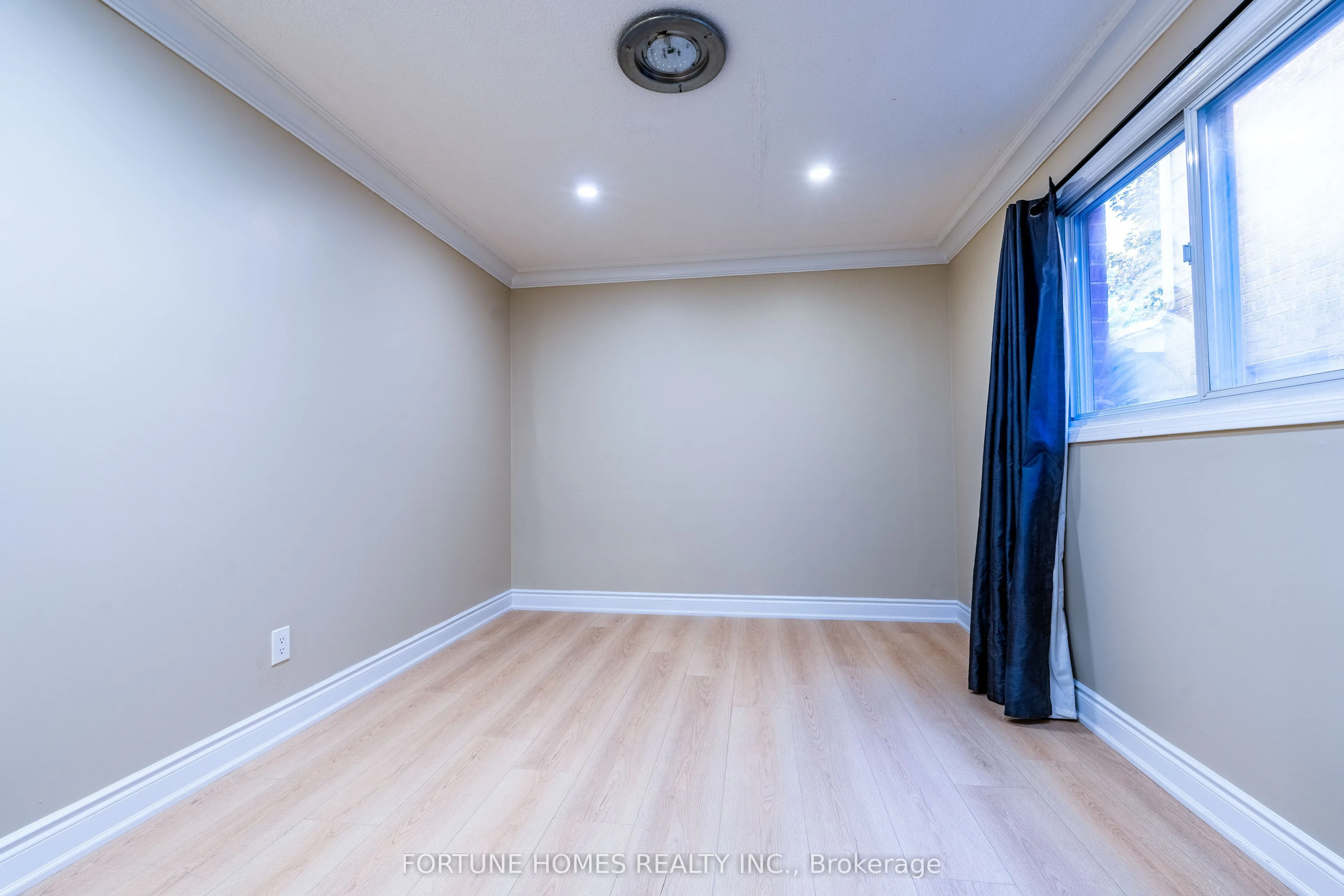 90 Major William Sharpe Drive
