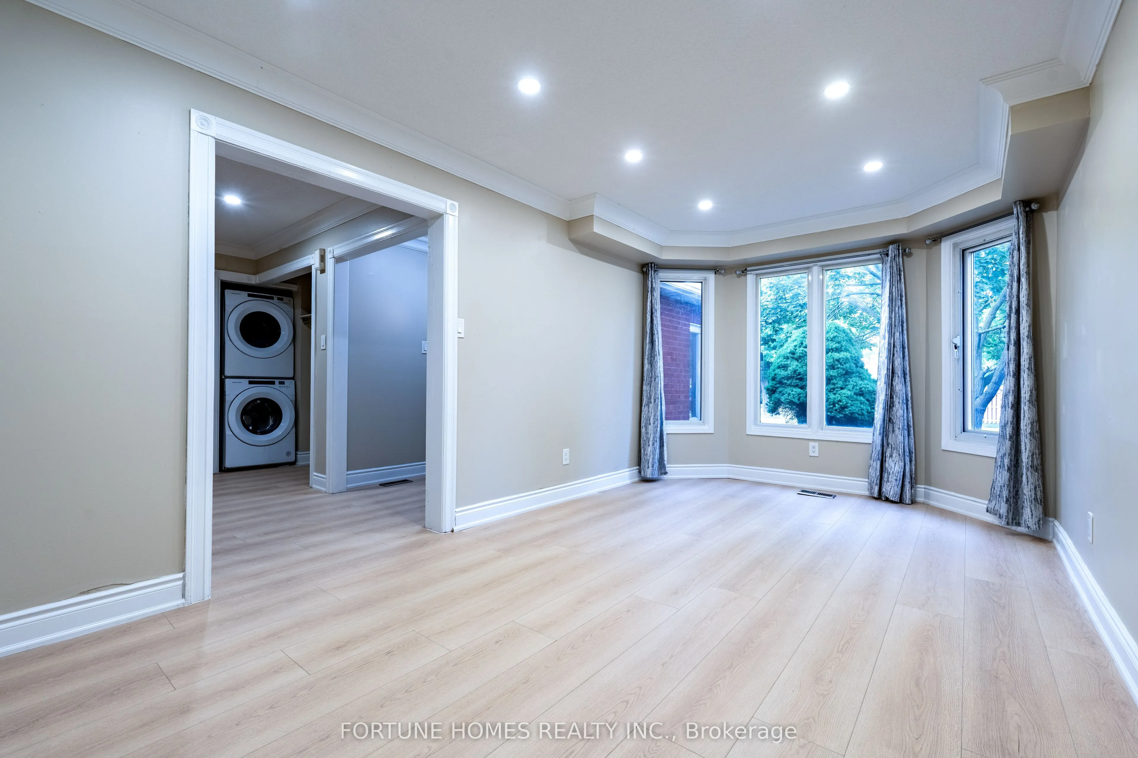 90 Major William Sharpe Drive