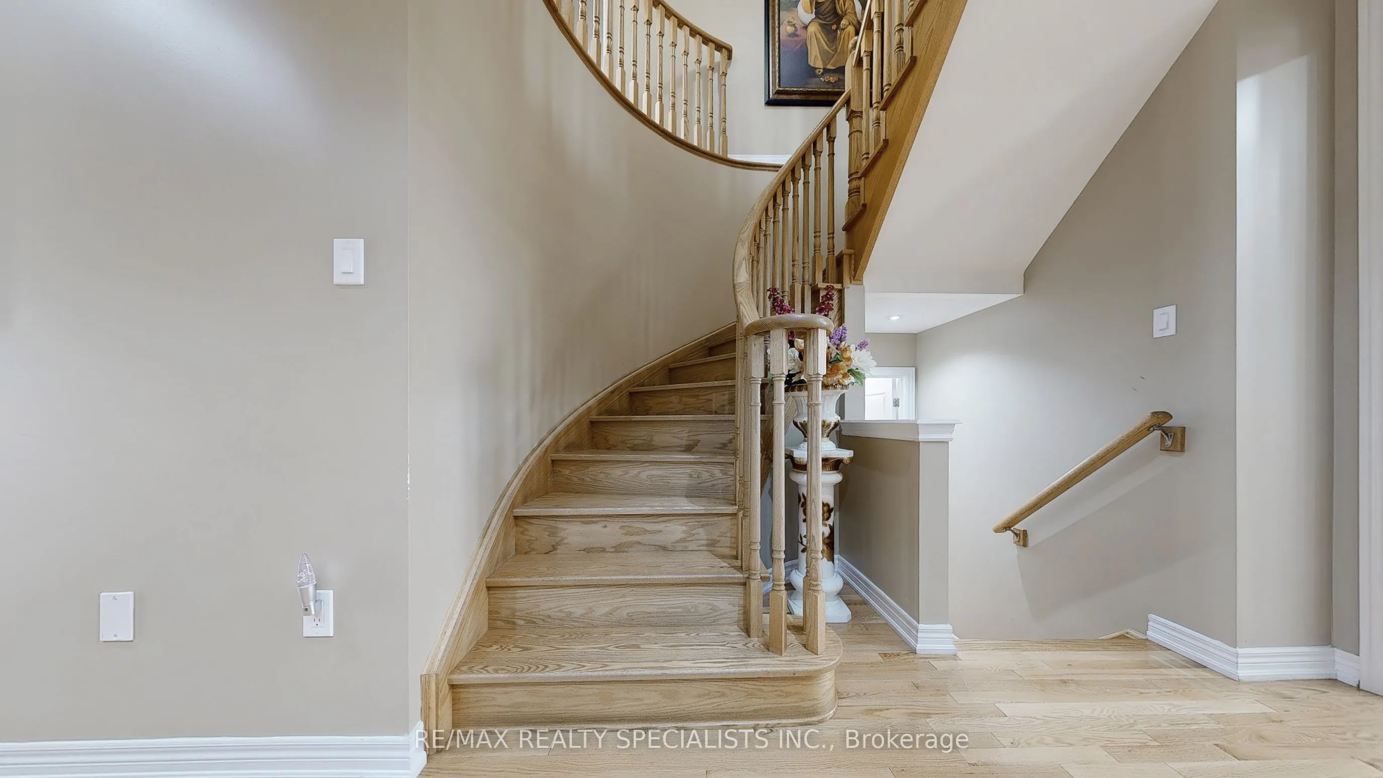 53 Heatherglen Drive