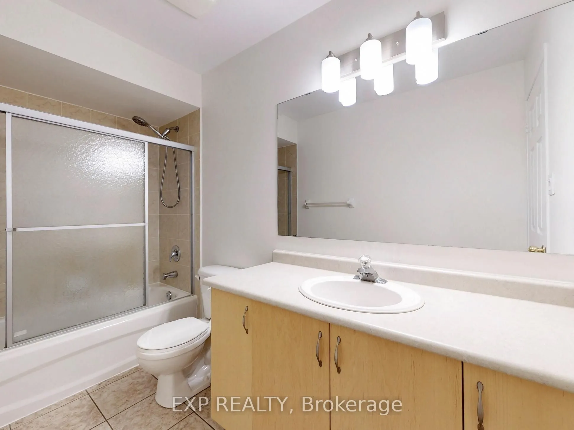 6630 Opera Glass Crescent