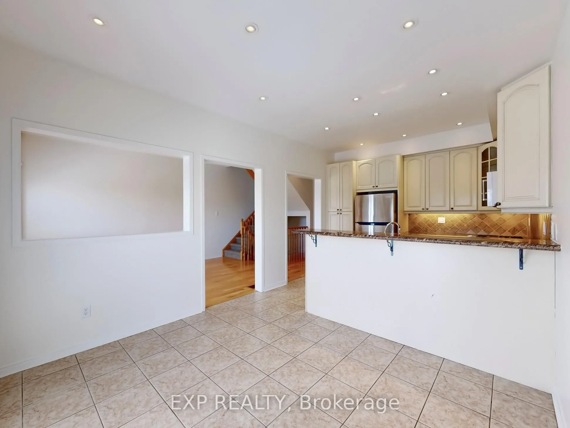 6630 Opera Glass Crescent