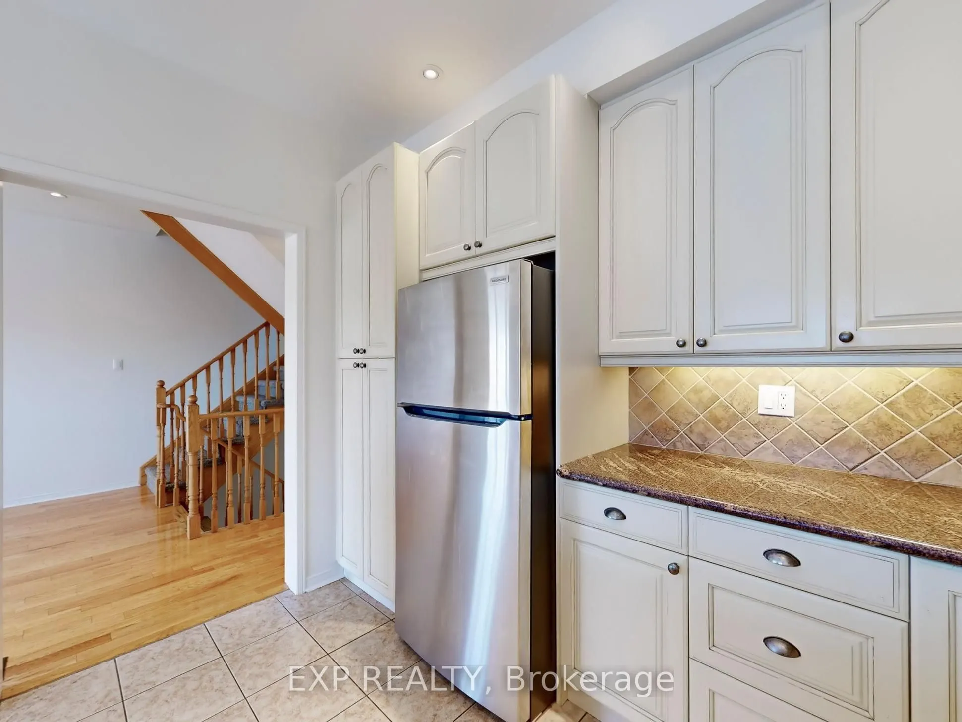 6630 Opera Glass Crescent
