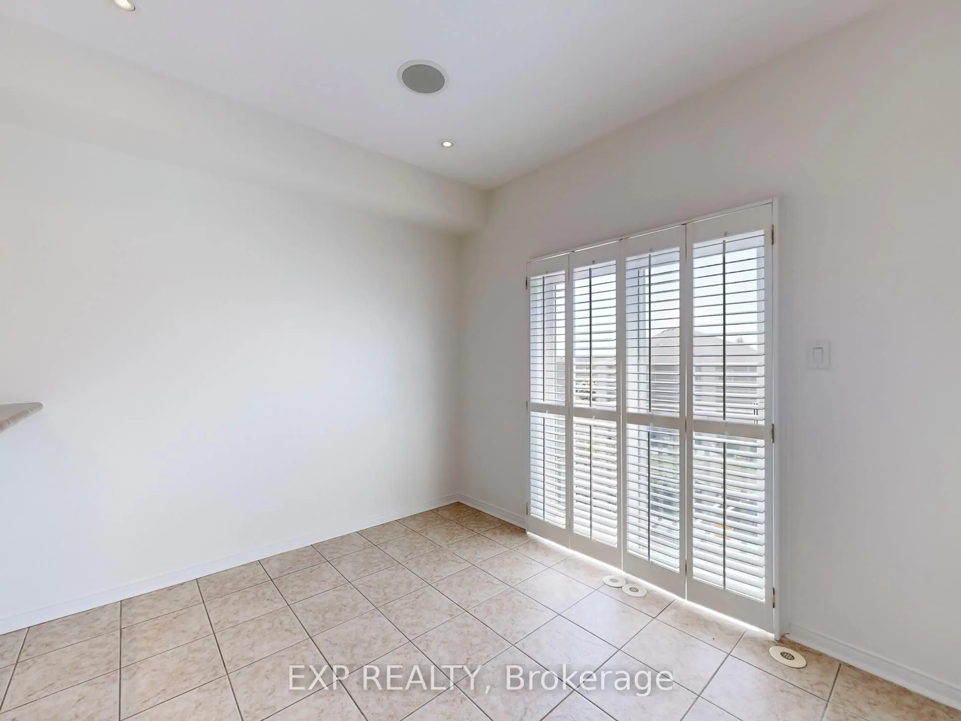 6630 Opera Glass Crescent