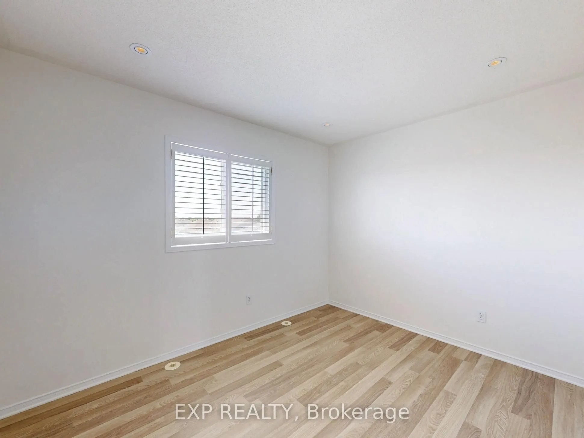 6630 Opera Glass Crescent