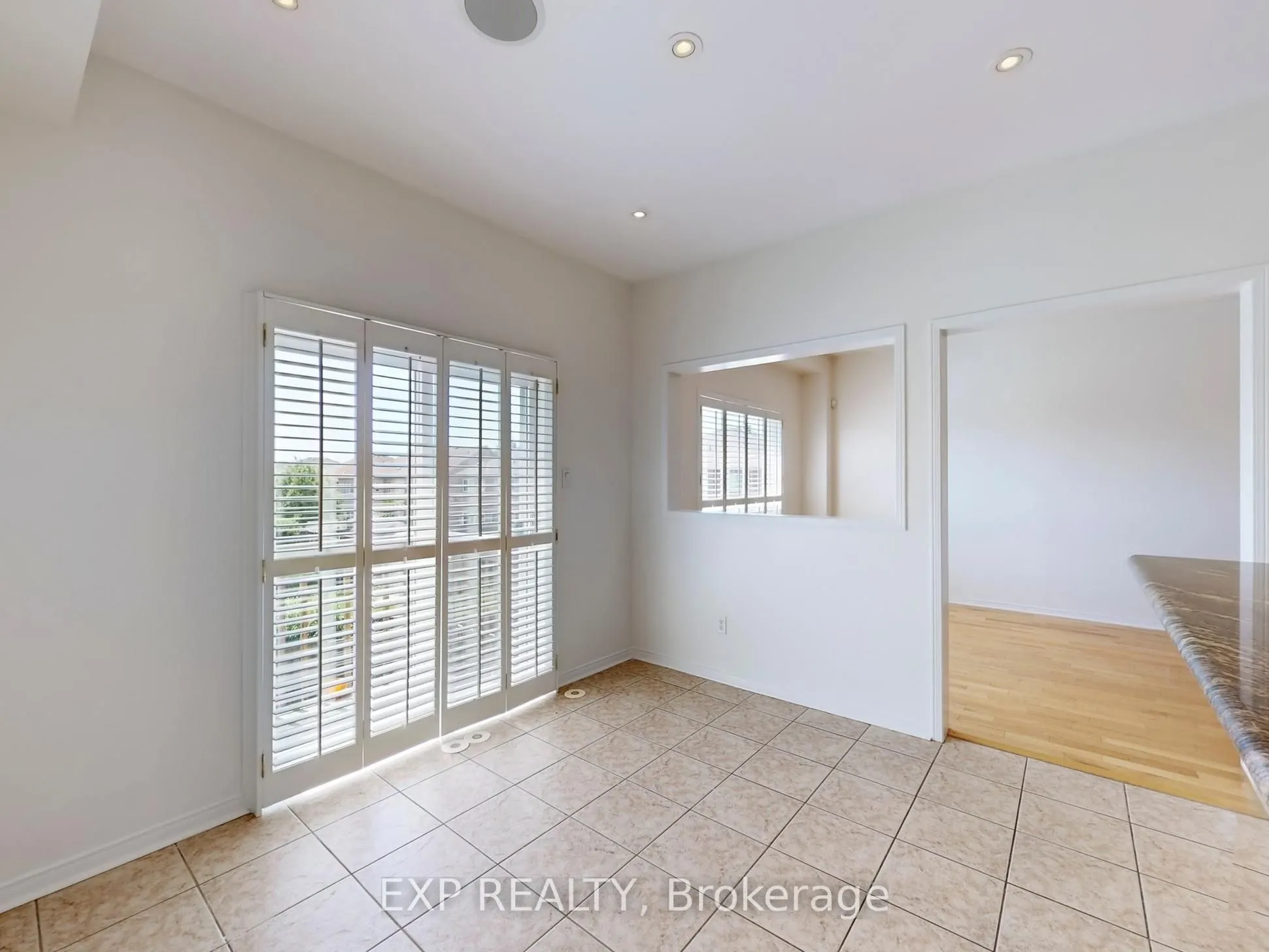 6630 Opera Glass Crescent