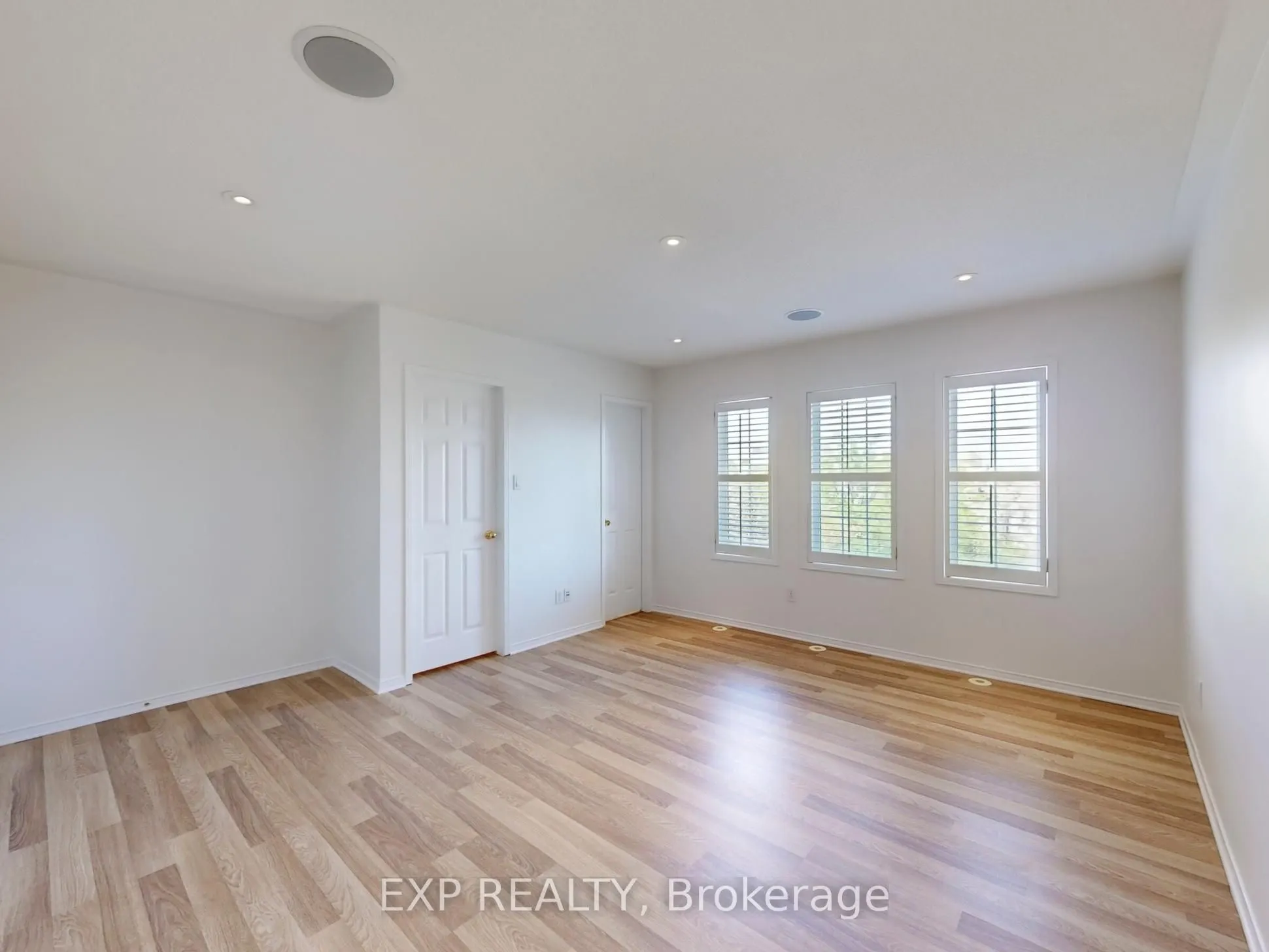6630 Opera Glass Crescent