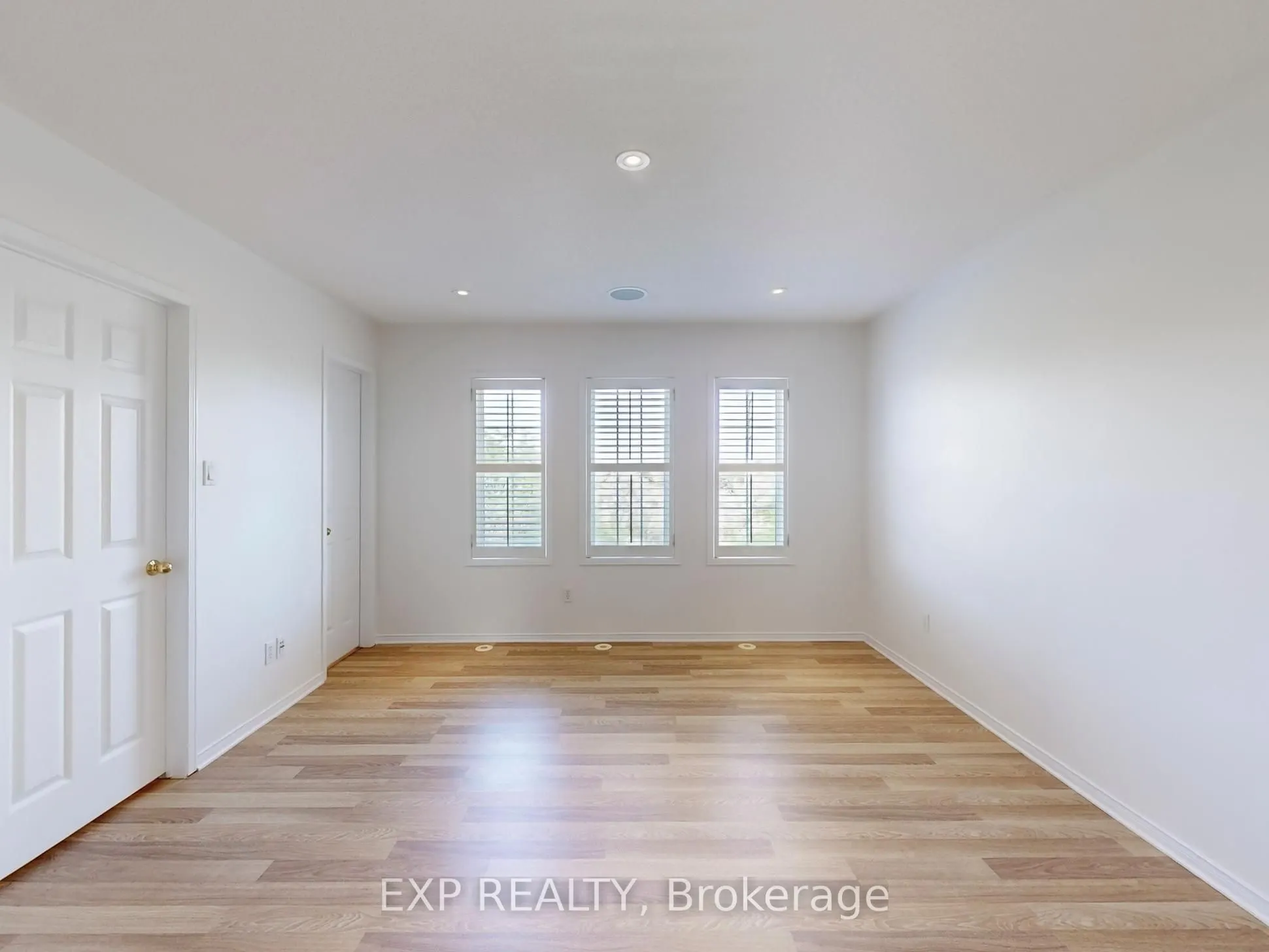 6630 Opera Glass Crescent